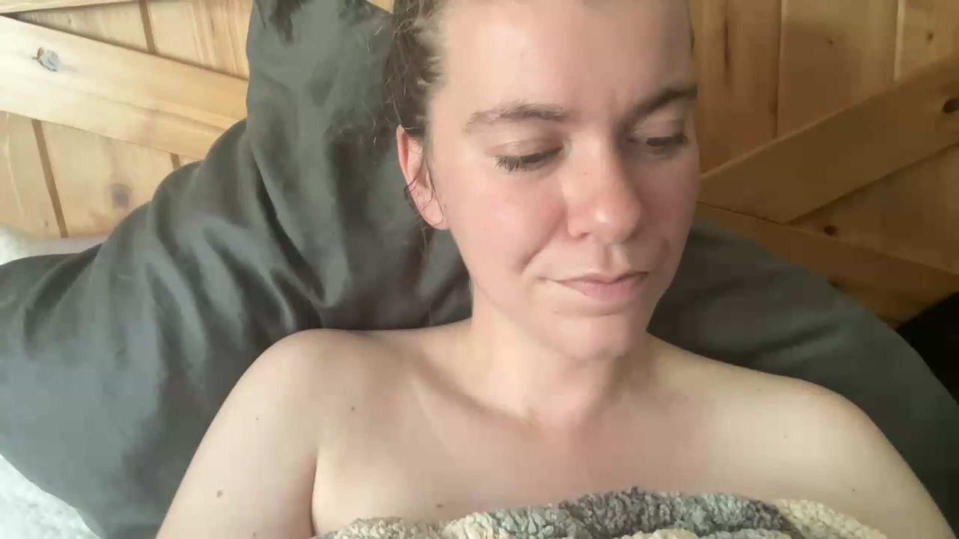 Gallery image thumbnail from Trixiegirl3's myfreecams stream on, 08/14/2026, 22:56 image 19 of 20