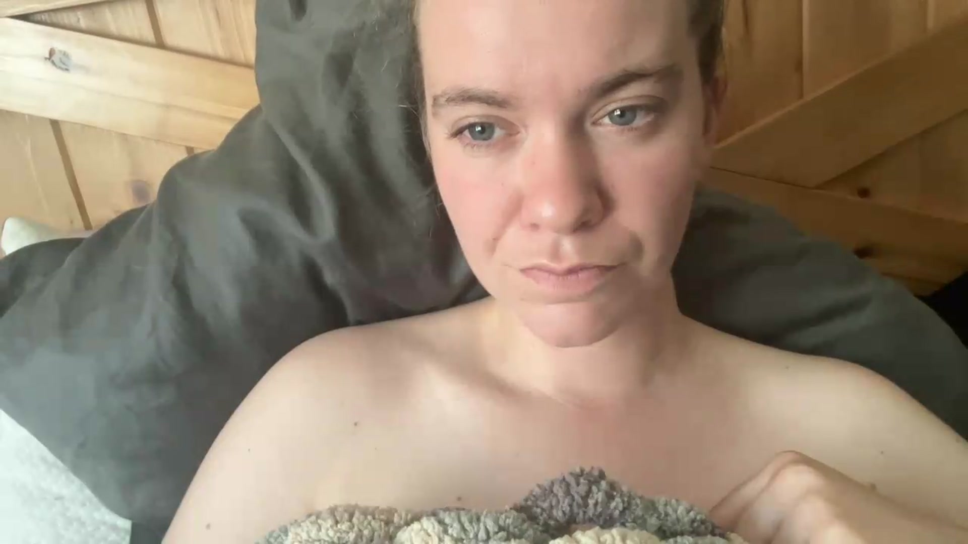 Gallery image thumbnail from Trixiegirl3's myfreecams stream on, 08/14/2026, 22:56 image 15 of 20