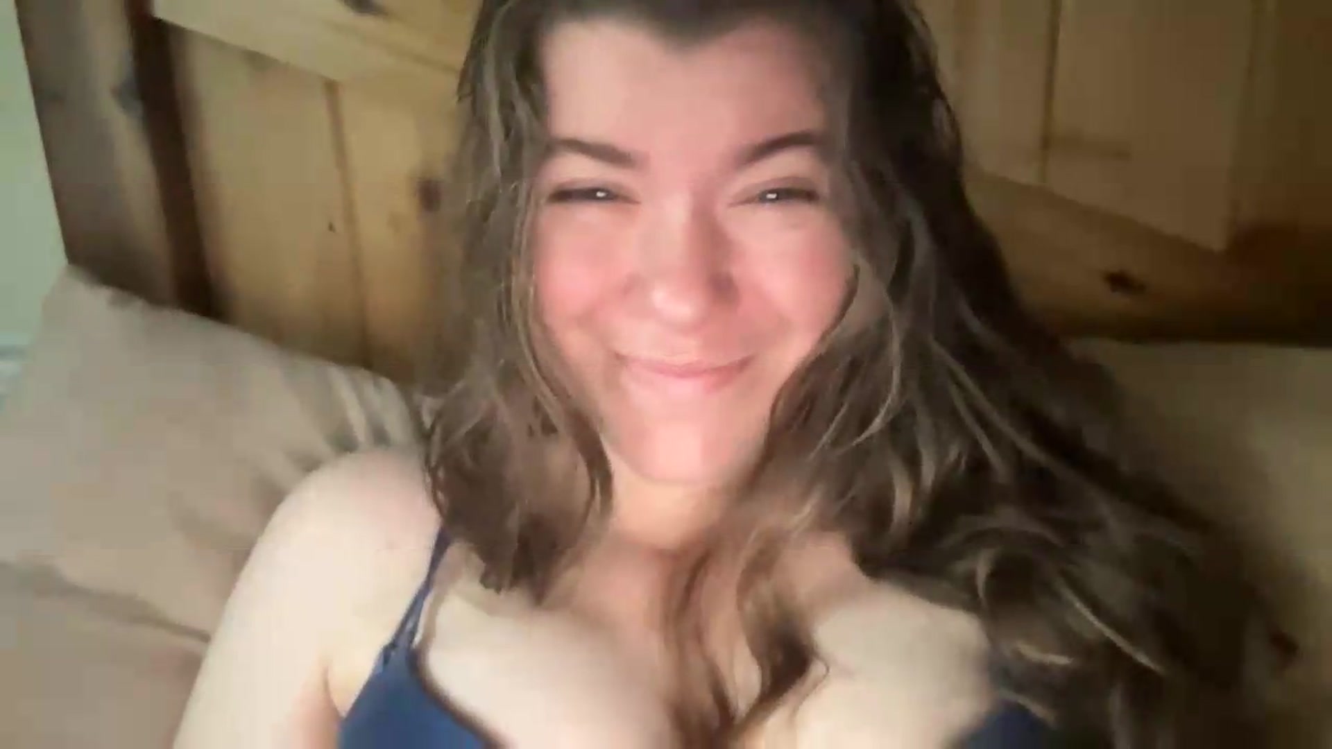 Gallery image thumbnail from Trixiegirl3's myfreecams stream on, 08/18/2026, 18:09 image 7 of 20