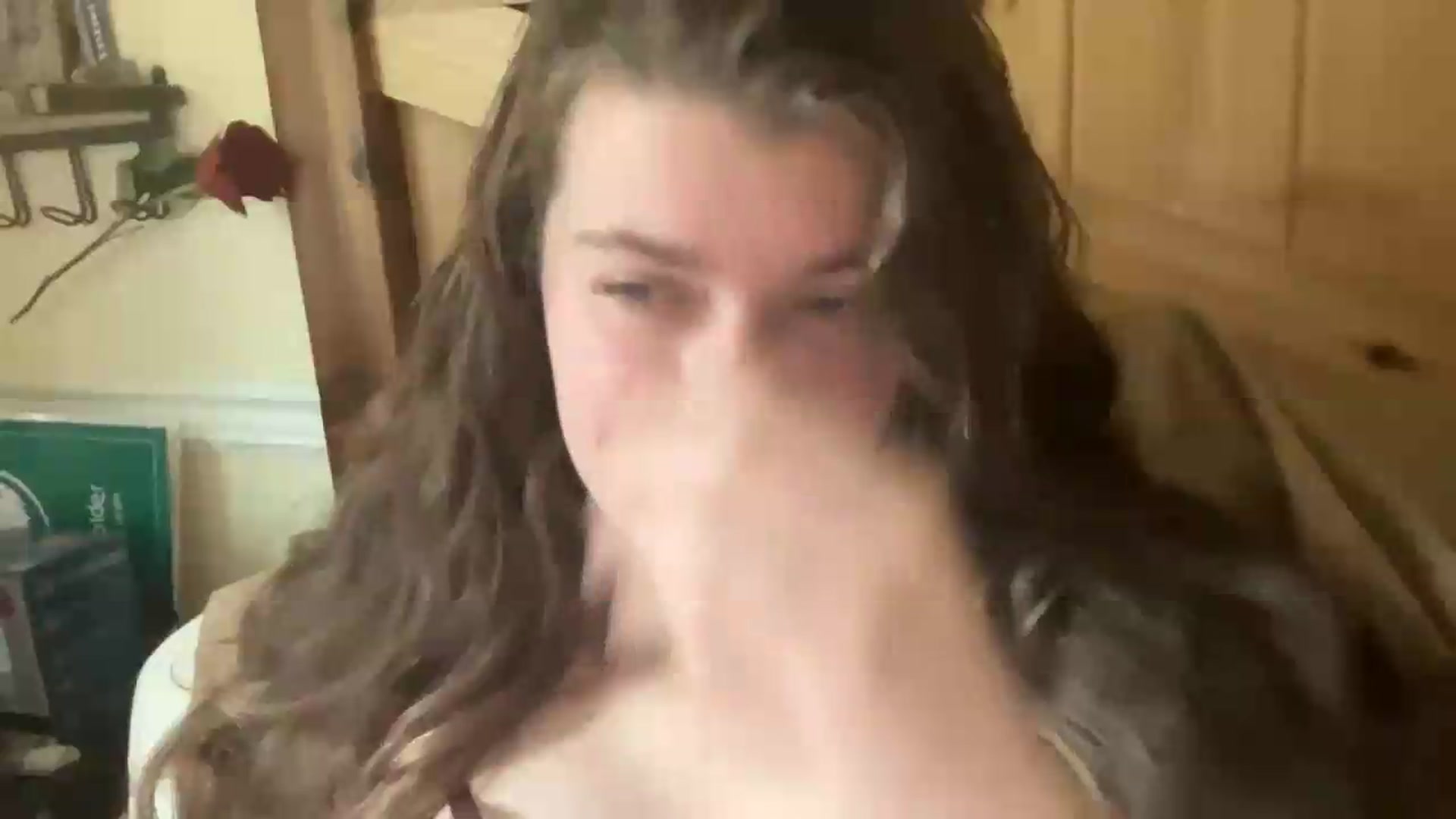 Gallery image thumbnail from Trixiegirl3's myfreecams stream on, 08/19/2026, 19:29 image 9 of 20