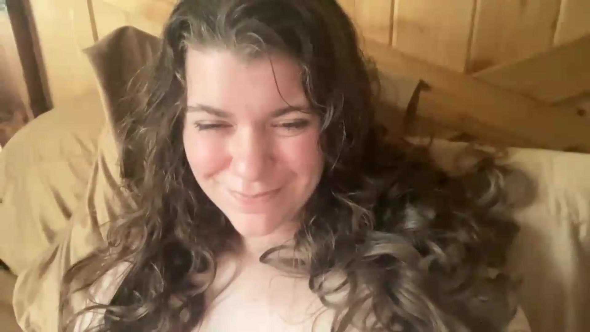 Gallery image thumbnail from Trixiegirl3's myfreecams stream on, 08/21/2026, 21:38 image 12 of 20