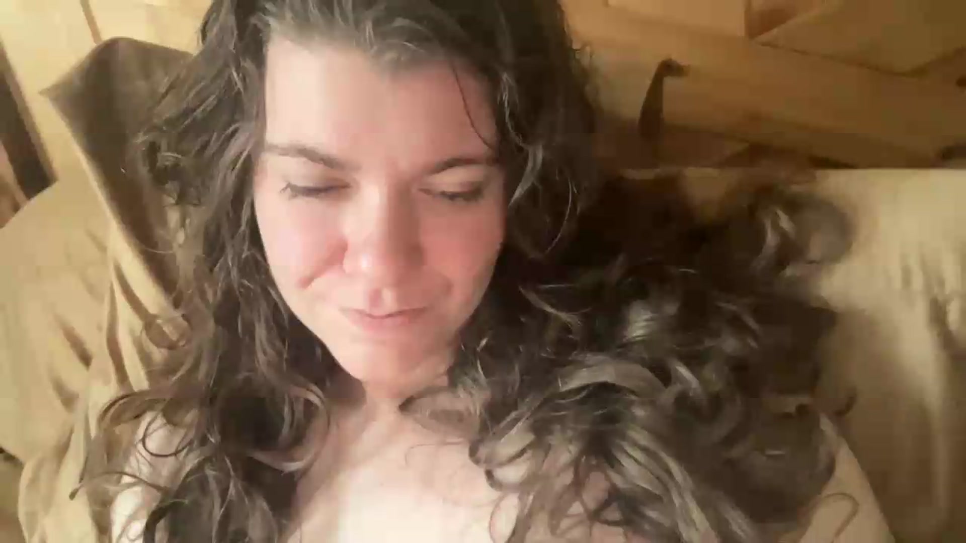 Gallery image thumbnail from Trixiegirl3's myfreecams stream on, 08/21/2026, 21:38 image 9 of 20