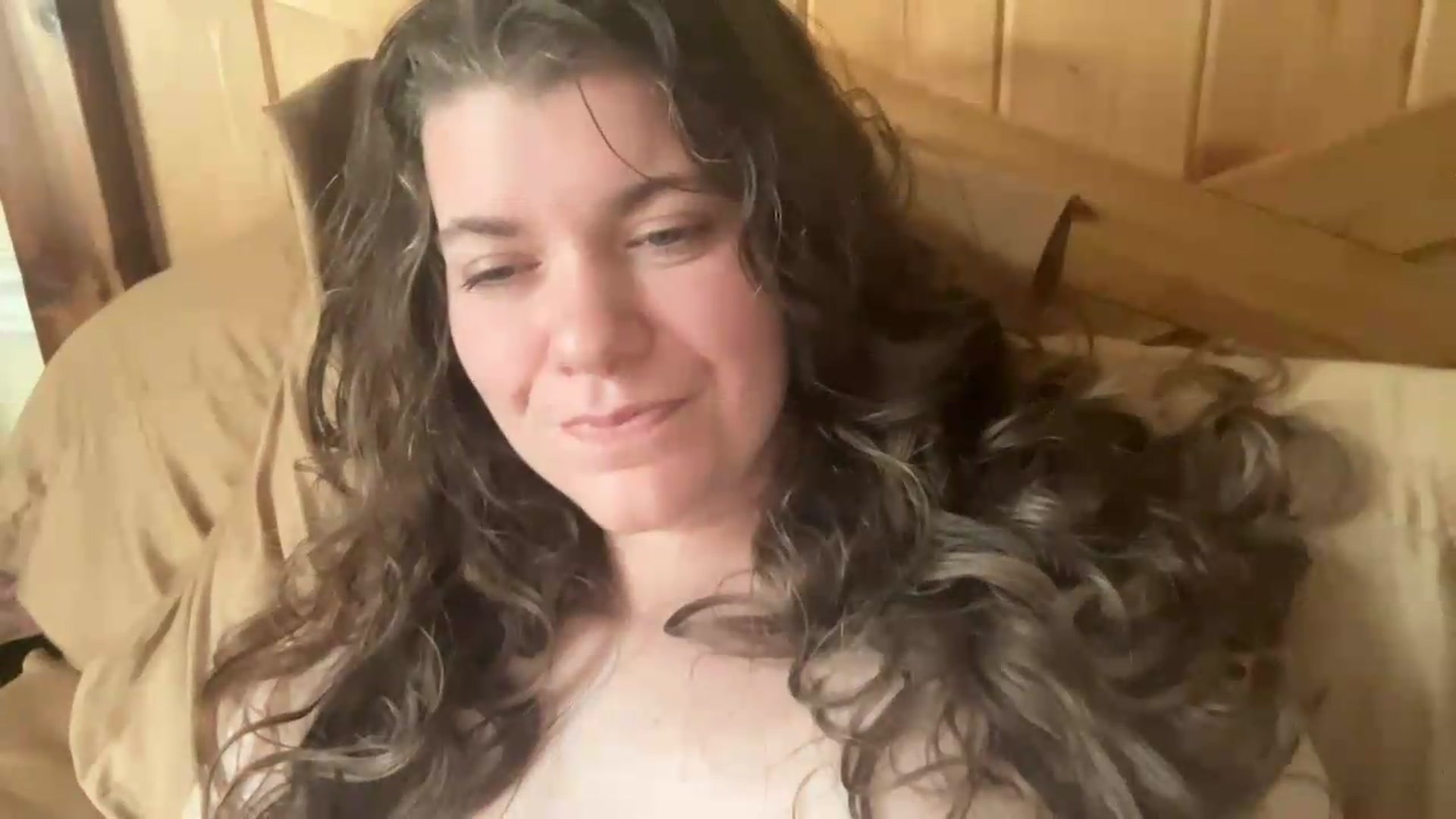 Gallery image thumbnail from Trixiegirl3's myfreecams stream on, 08/21/2026, 21:38 image 13 of 20