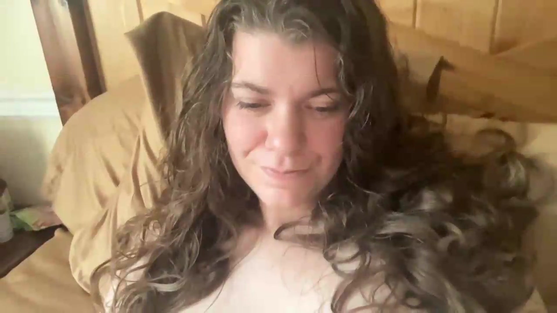 Gallery image thumbnail from Trixiegirl3's myfreecams stream on, 08/21/2026, 21:38 image 14 of 20