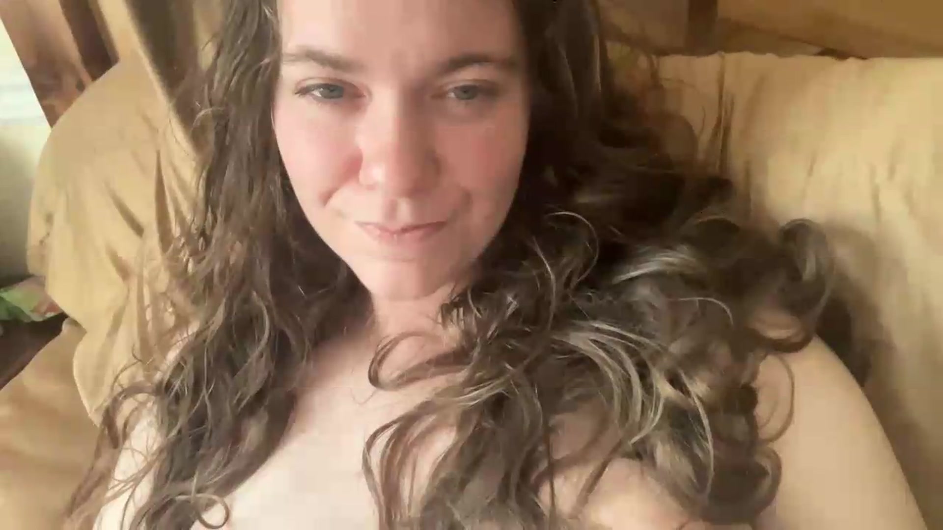 Gallery image thumbnail from Trixiegirl3's myfreecams stream on, 08/21/2026, 21:38 image 20 of 20