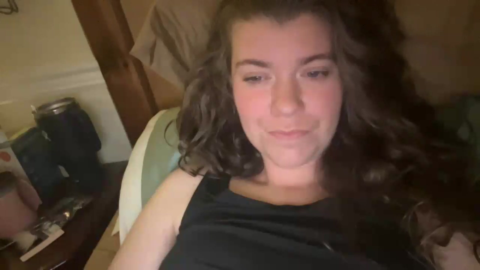 Gallery image thumbnail from Trixiegirl3's myfreecams stream on, 08/24/2026, 02:44 image 18 of 20