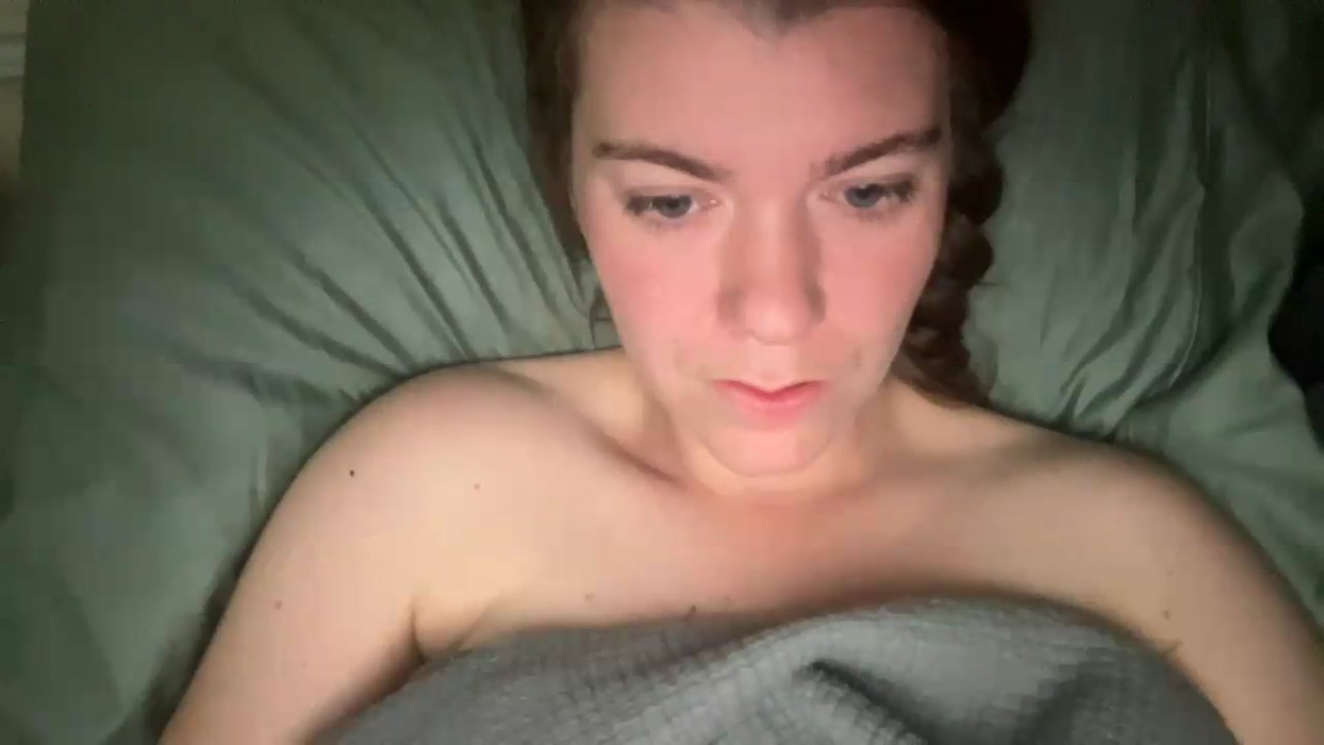 Gallery image thumbnail from Trixiegirl3's myfreecams stream on, 08/28/2026, 24:19 image 18 of 20