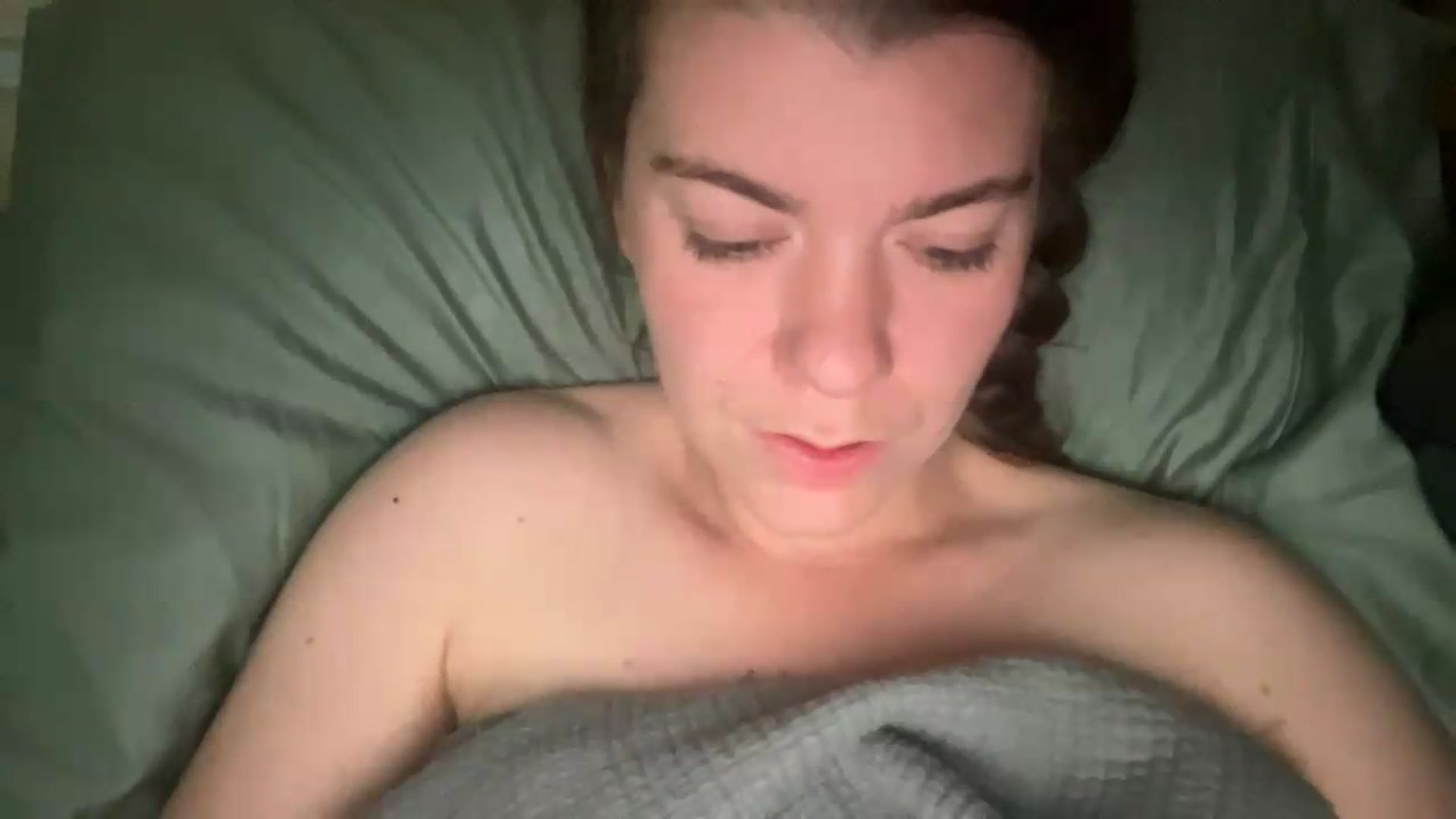 Gallery image thumbnail from Trixiegirl3's myfreecams stream on, 08/28/2026, 24:19 image 14 of 20