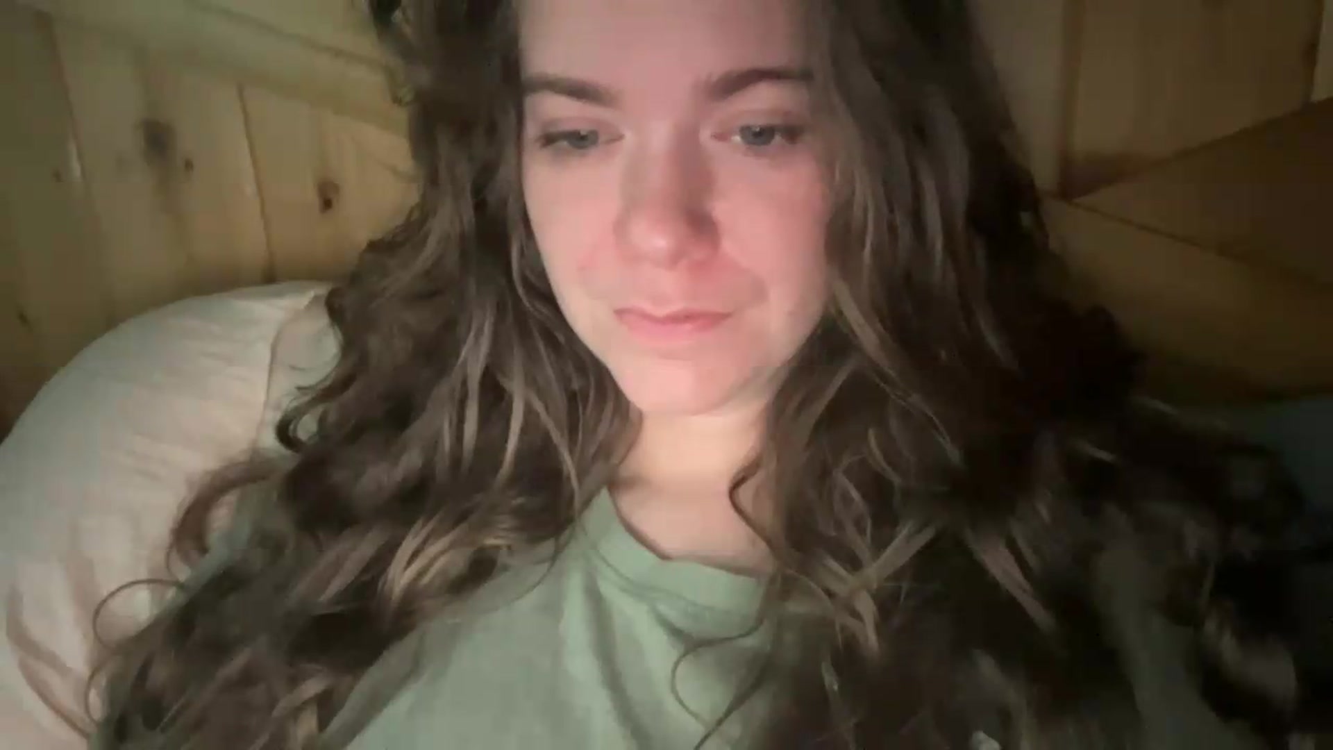 Gallery image thumbnail from Trixiegirl3's myfreecams stream on, 08/28/2026, 17:17 image 14 of 20