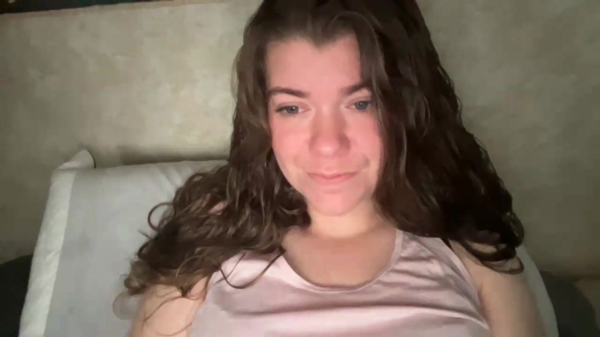 Gallery image thumbnail from Trixiegirl3's myfreecams stream on, 08/29/2026, 20:08 image 5 of 20