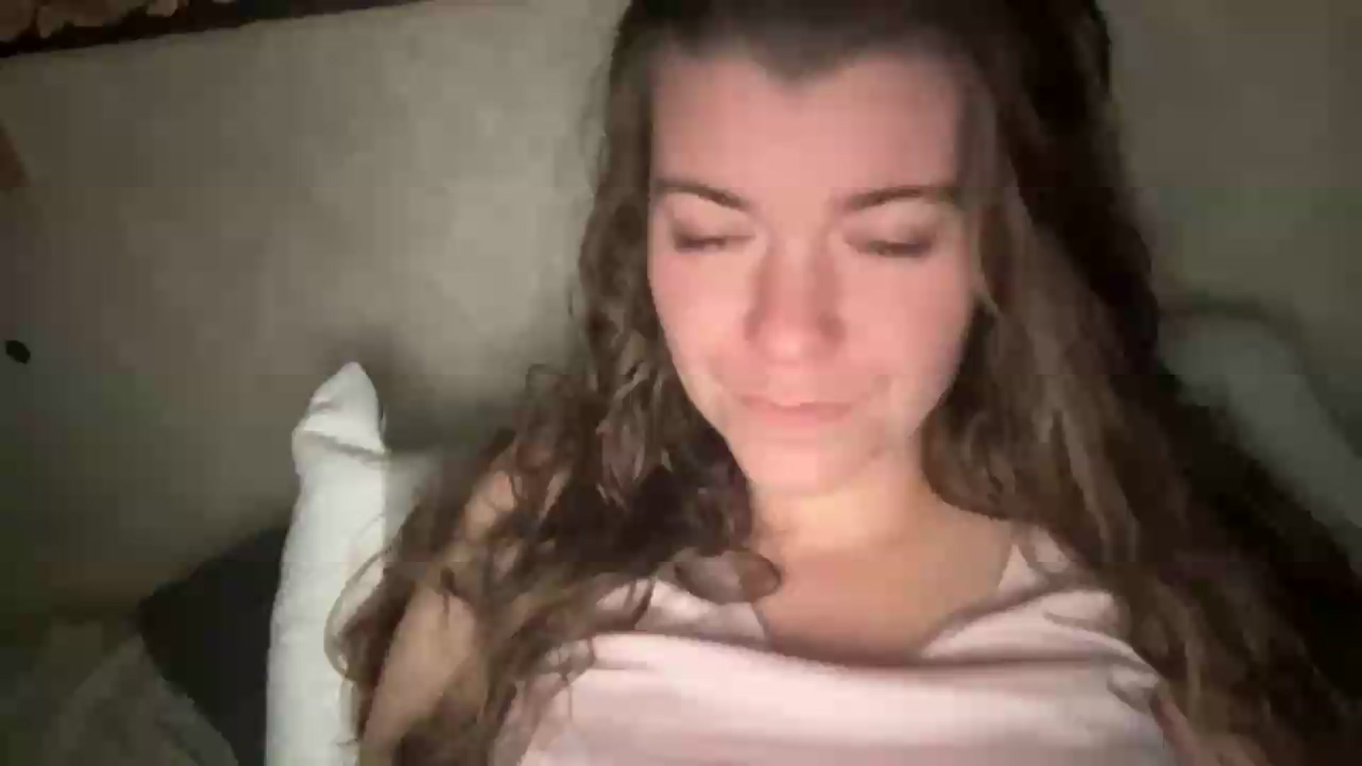 Gallery image thumbnail from Trixiegirl3's myfreecams stream on, 08/29/2026, 20:08 image 16 of 20