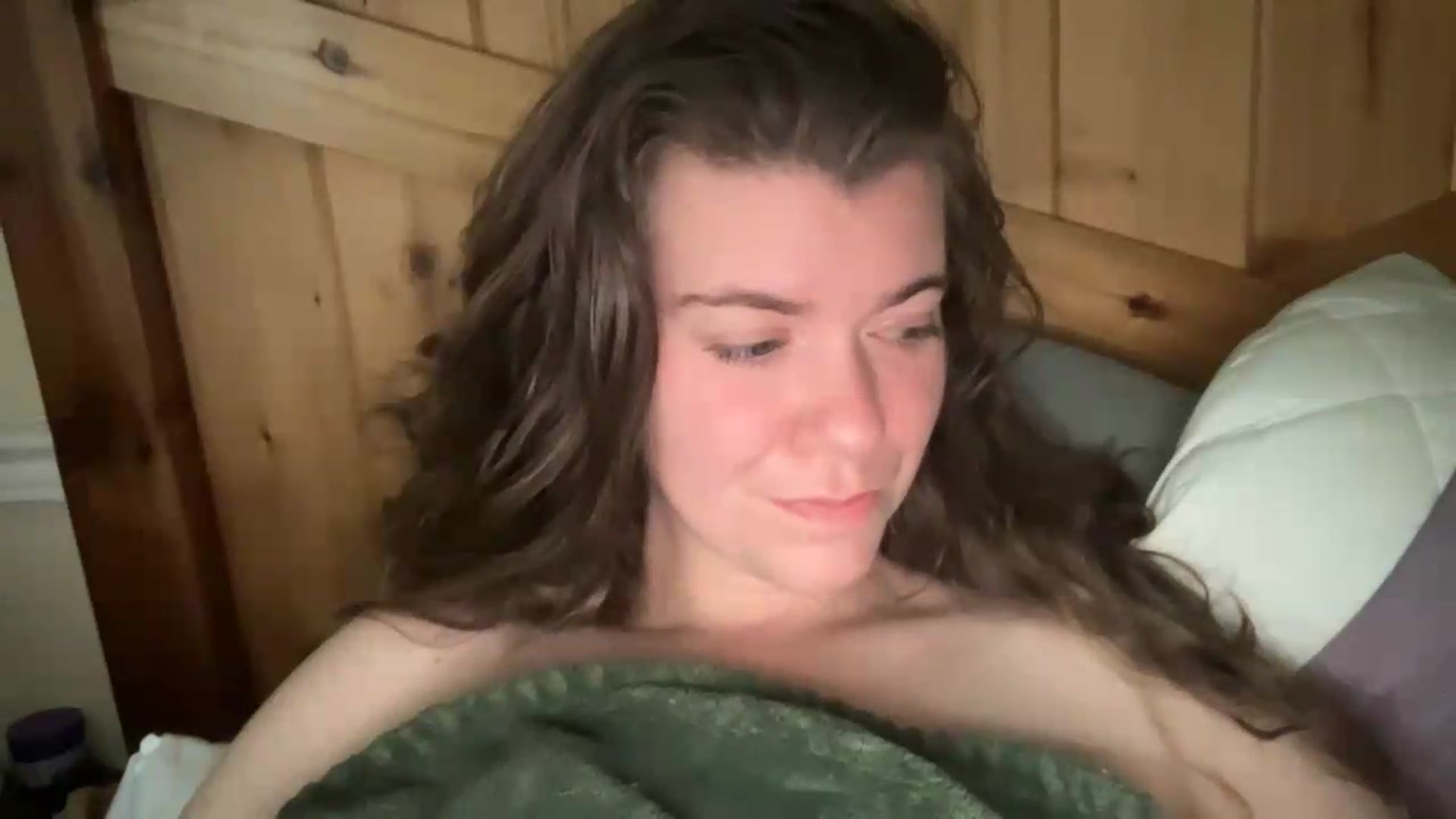Gallery image thumbnail from Trixiegirl3's myfreecams stream on, 09/04/2026, 01:01 image 17 of 20