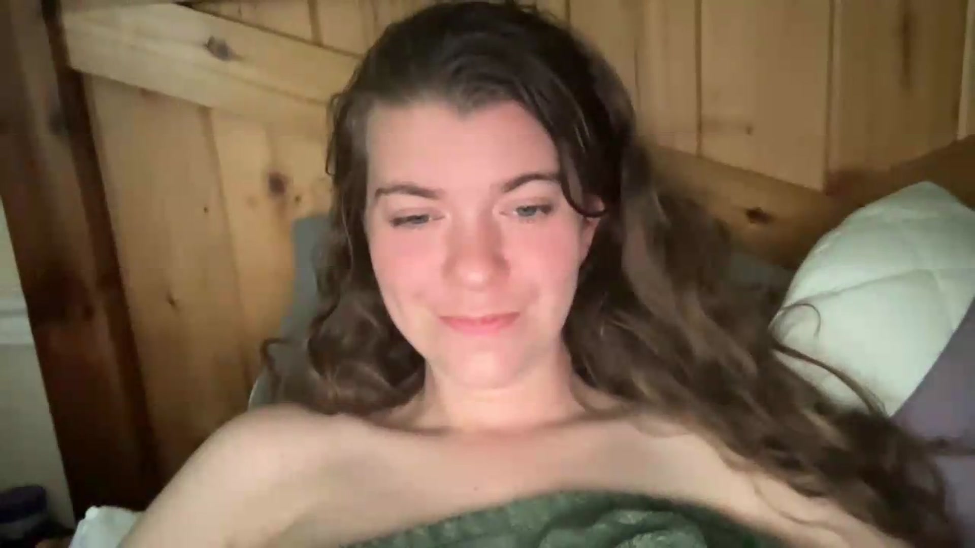 Gallery image thumbnail from Trixiegirl3's myfreecams stream on, 09/04/2026, 01:01 image 10 of 20