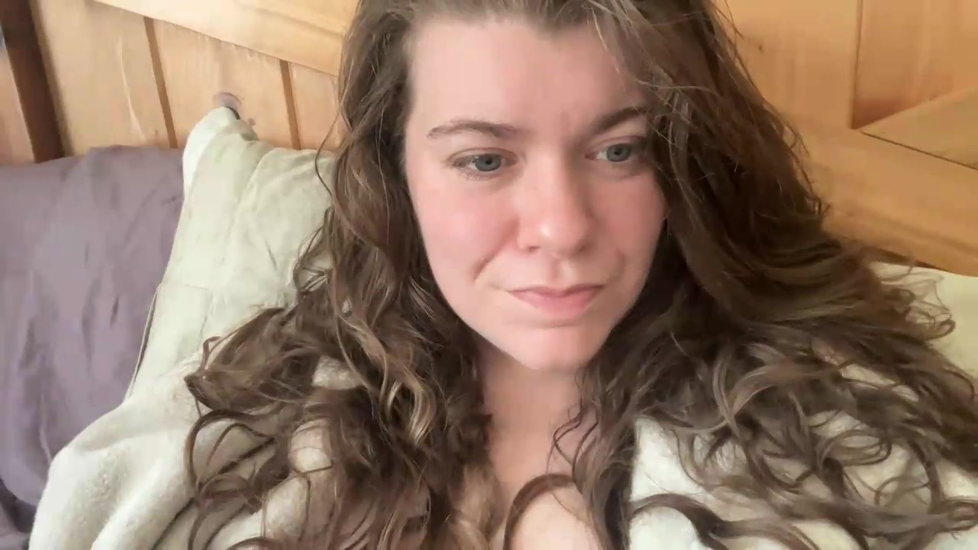 Gallery image thumbnail from Trixiegirl3's myfreecams stream on, 09/11/2026, 20:35 image 18 of 20