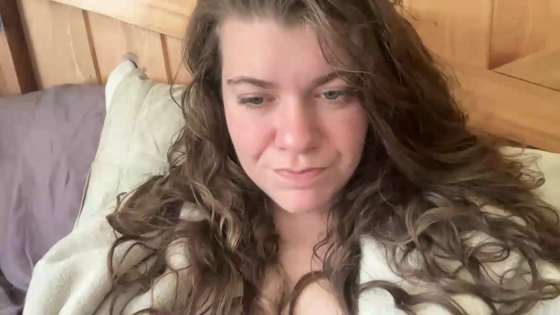 Gallery image thumbnail from Trixiegirl3's myfreecams stream on, 09/11/2026, 20:35 image 19 of 20