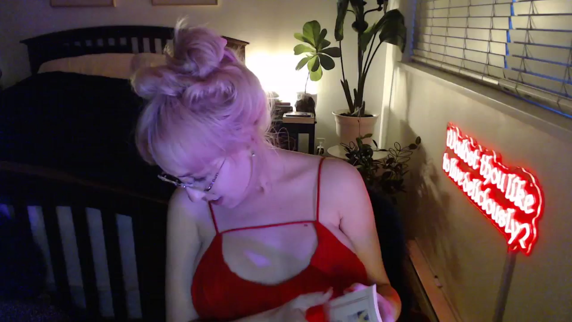 Gallery image thumbnail from TrojiesHoney's myfreecams stream on, 03/11/2026, 03:55 image 1 of 20