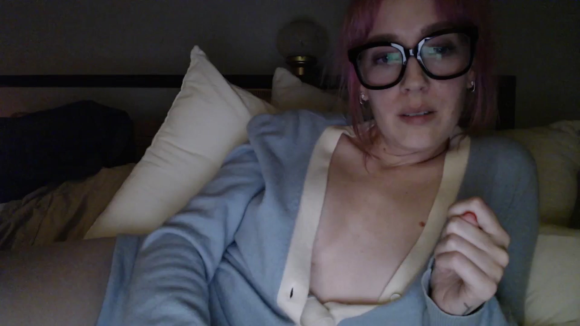 Gallery image thumbnail from TrojiesHoney's myfreecams stream on, 03/17/2026, 03:01 image 14 of 20