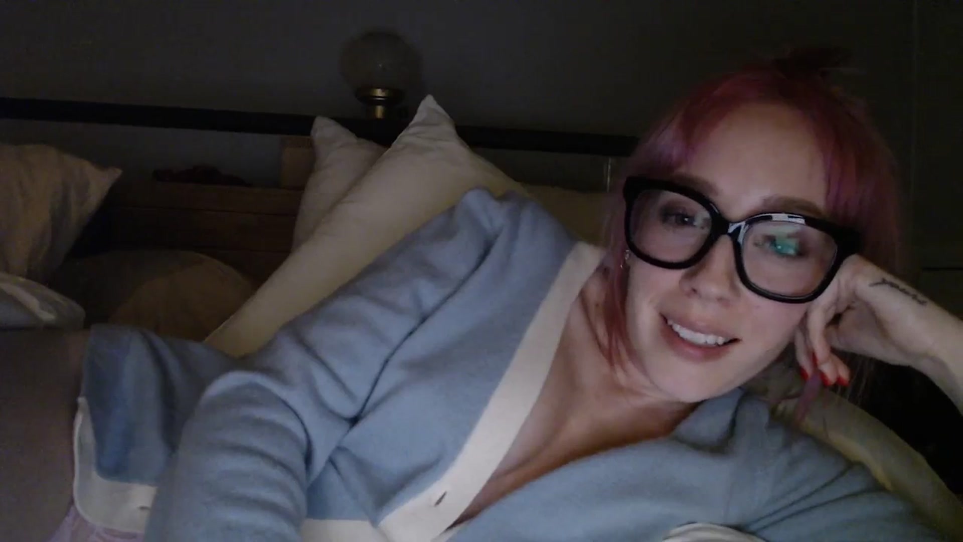 Gallery image thumbnail from TrojiesHoney's myfreecams stream on, 03/17/2026, 04:06 image 18 of 20