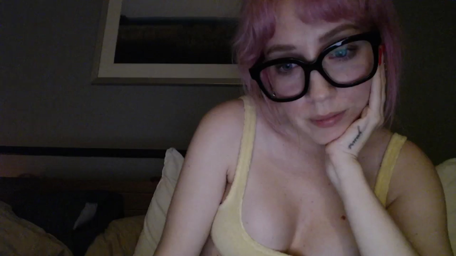 Gallery image thumbnail from TrojiesHoney's myfreecams stream on, 03/19/2026, 03:03 image 10 of 20