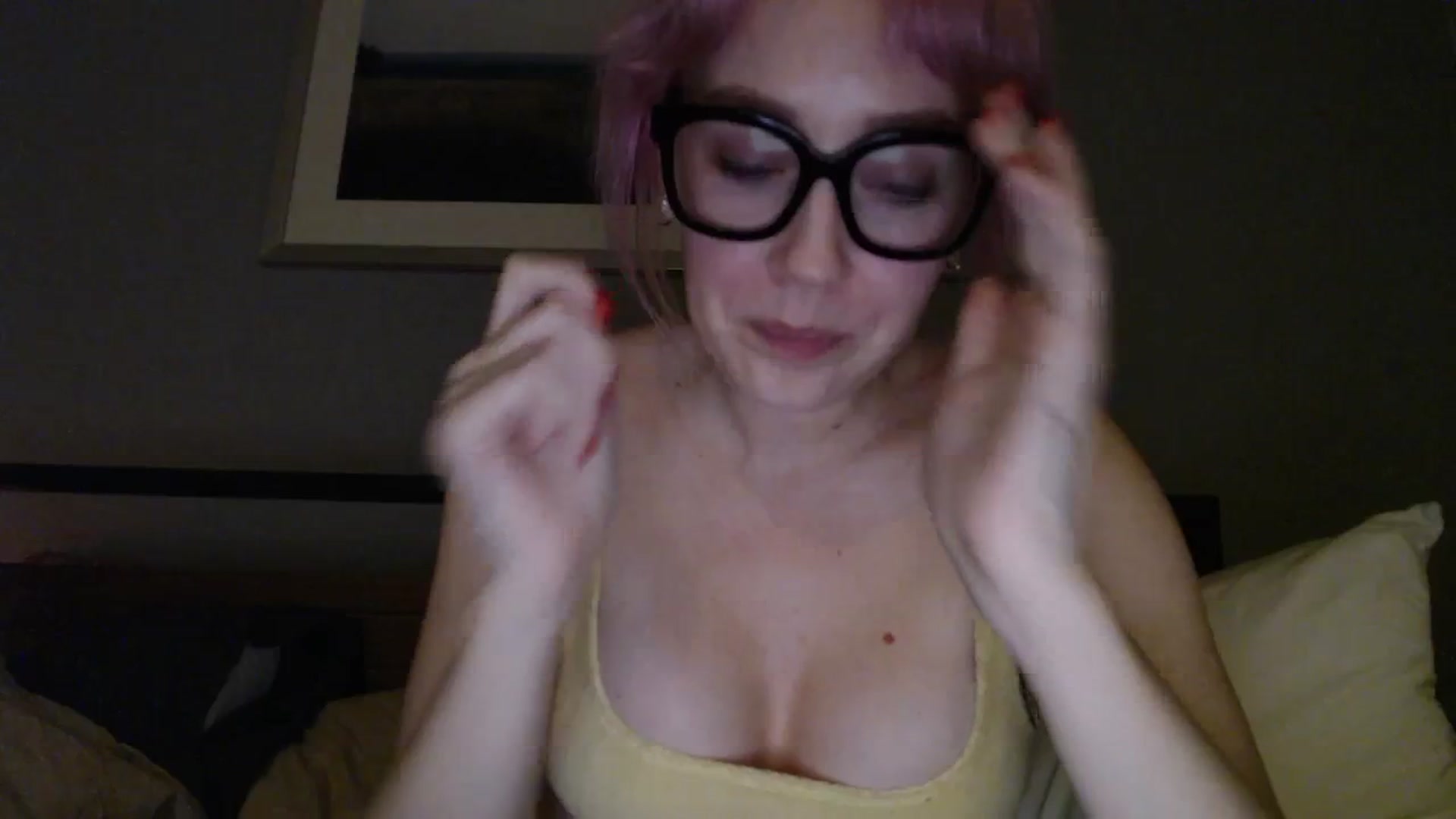 Gallery image thumbnail from TrojiesHoney's myfreecams stream on, 03/19/2026, 03:03 image 16 of 20