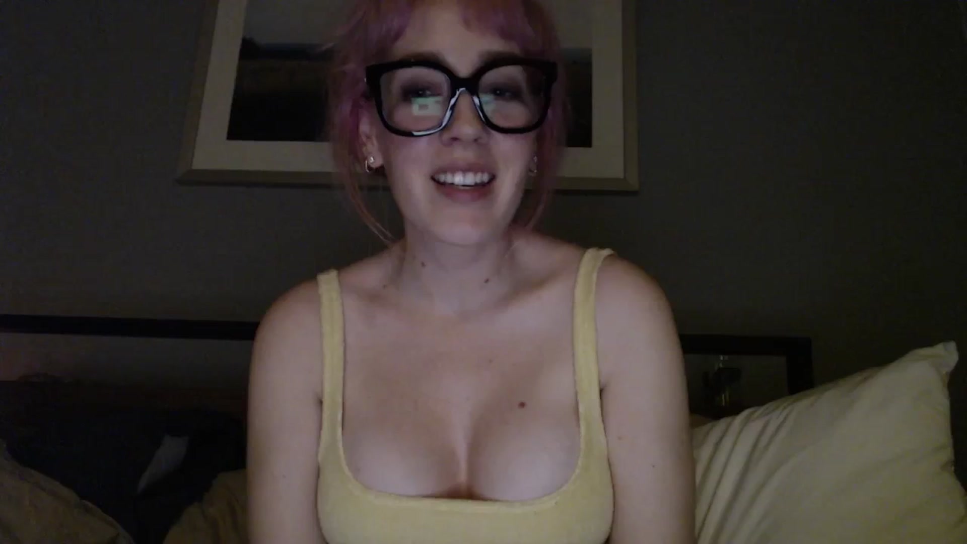 Gallery image thumbnail from TrojiesHoney's myfreecams stream on, 03/19/2026, 03:03 image 14 of 20