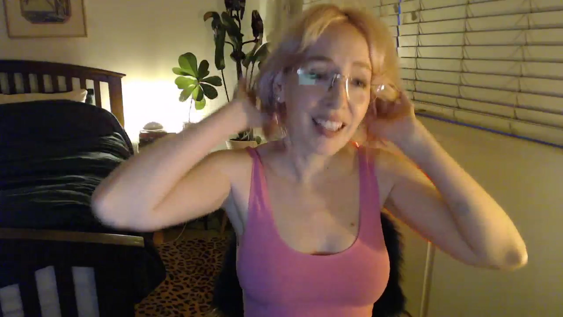 Gallery image thumbnail from TrojiesHoney's myfreecams stream on, 04/02/2026, 03:34 image 4 of 20