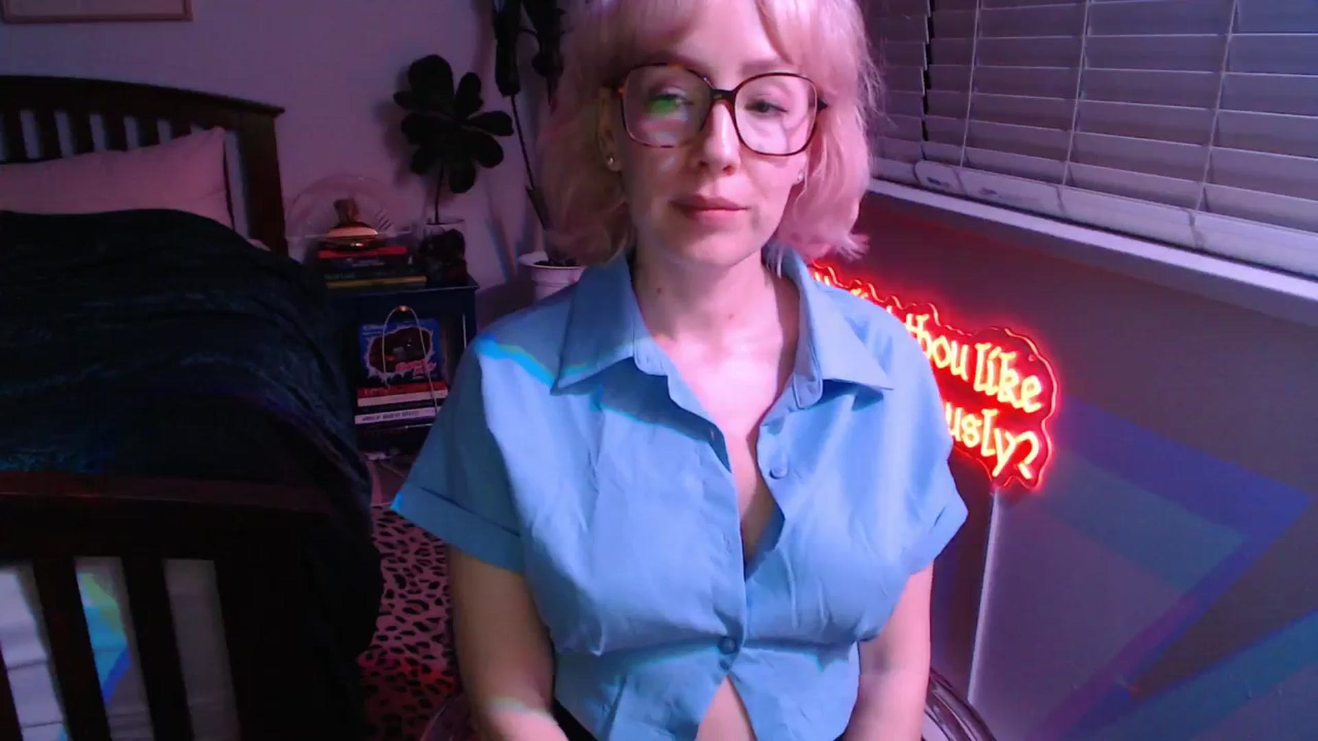 Gallery image thumbnail from TrojiesHoney's myfreecams stream on, 04/03/2026, 04:06 image 15 of 20