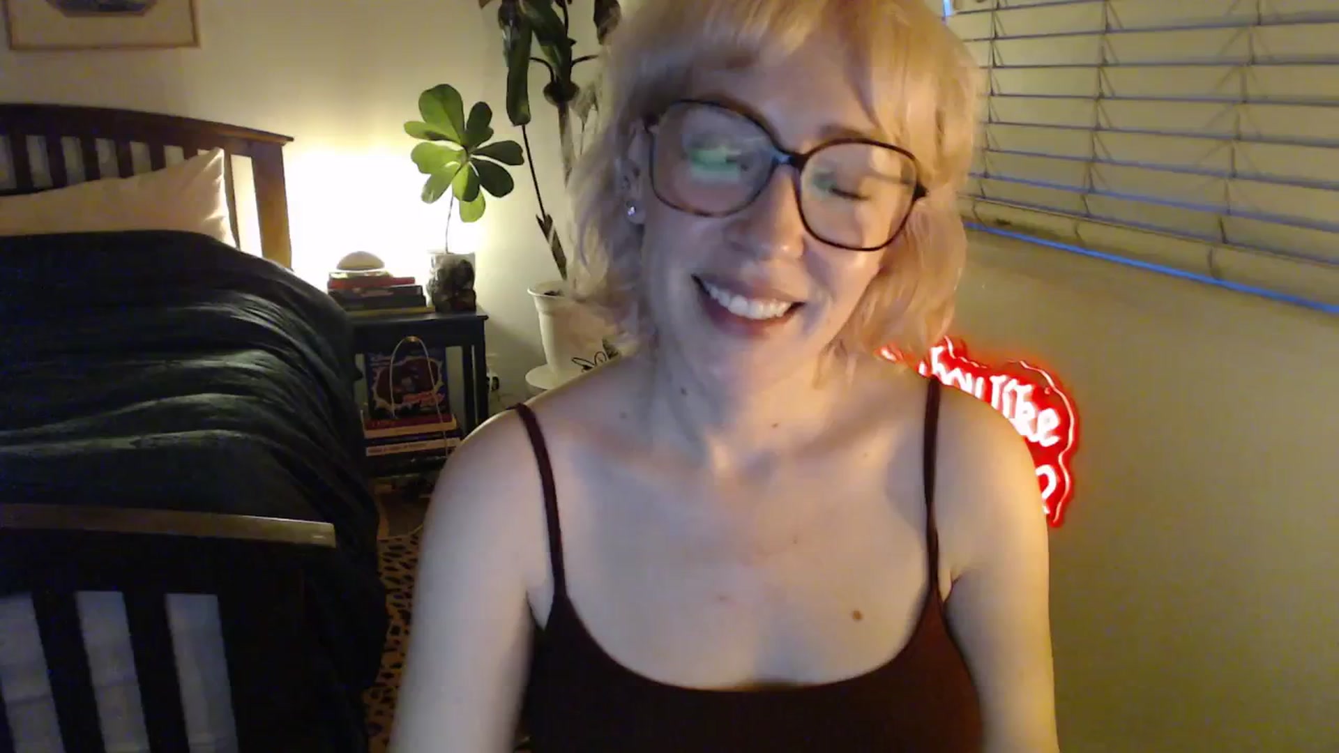 Gallery image thumbnail from TrojiesHoney's myfreecams stream on, 04/03/2026, 04:06 image 5 of 20