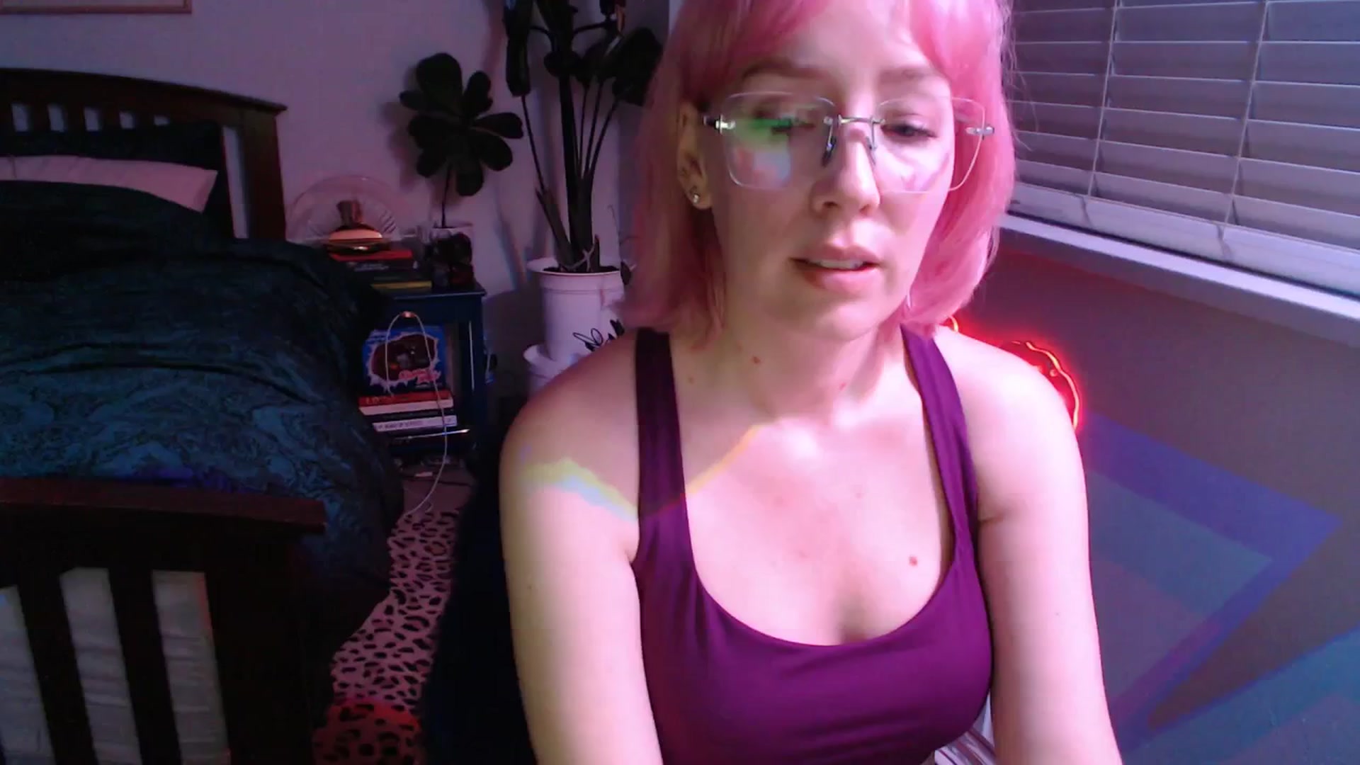 Gallery image thumbnail from TrojiesHoney's myfreecams stream on, 04/07/2026, 04:26 image 18 of 20