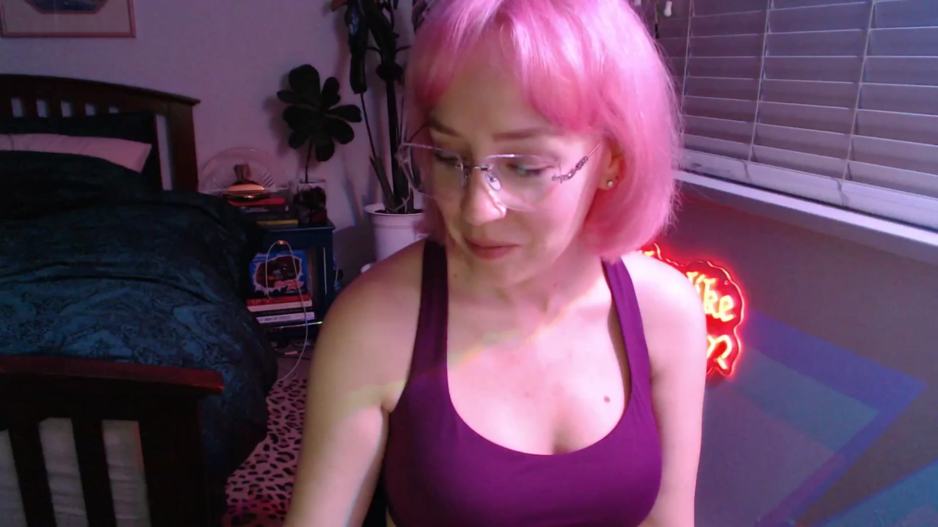 Gallery image thumbnail from TrojiesHoney's myfreecams stream on, 04/07/2026, 04:26 image 9 of 20