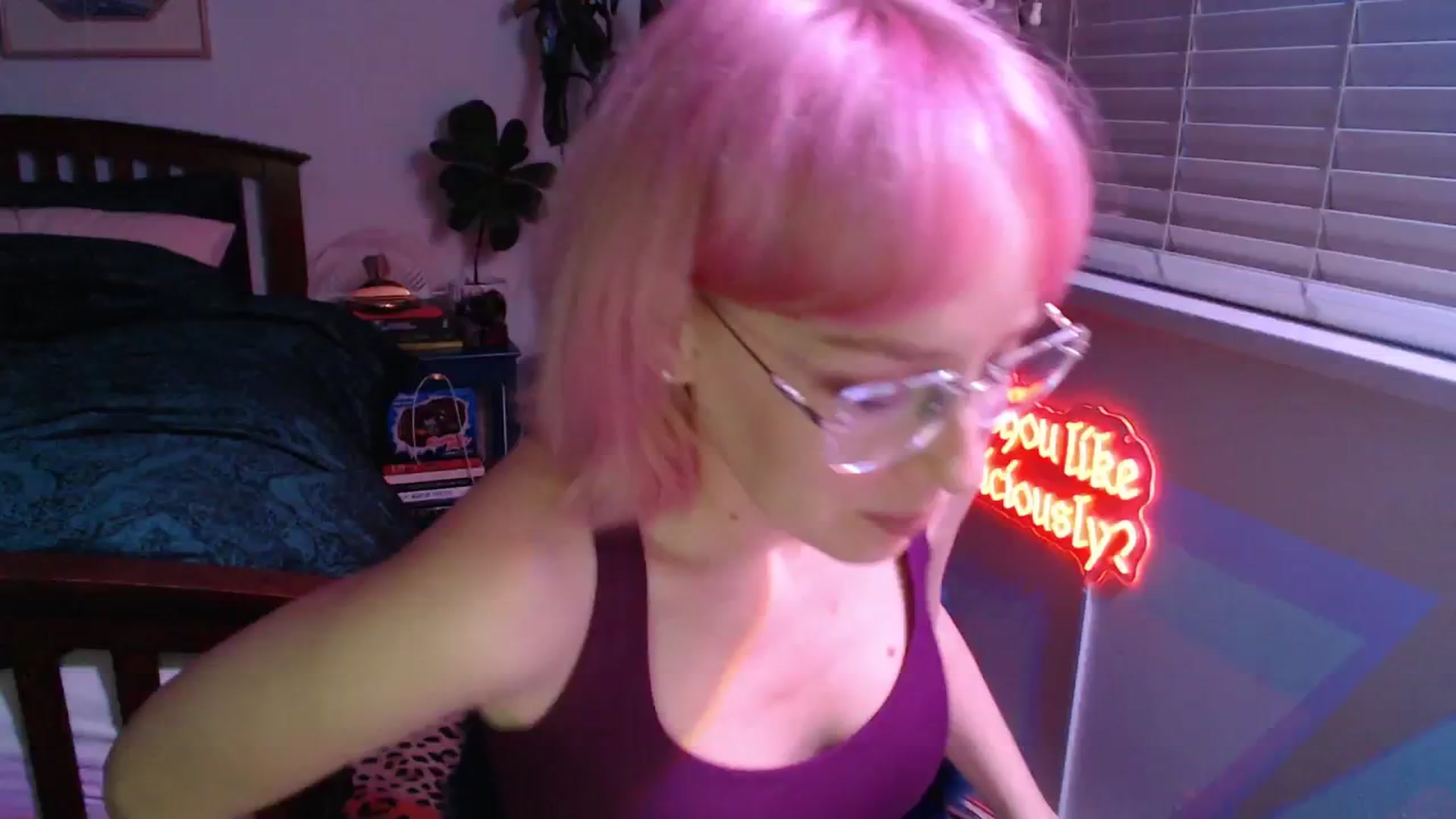 Gallery image thumbnail from TrojiesHoney's myfreecams stream on, 04/07/2026, 04:26 image 13 of 20