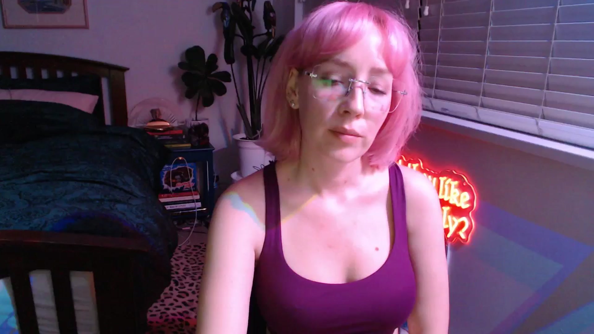 Gallery image thumbnail from TrojiesHoney's myfreecams stream on, 04/07/2026, 05:06 image 2 of 20