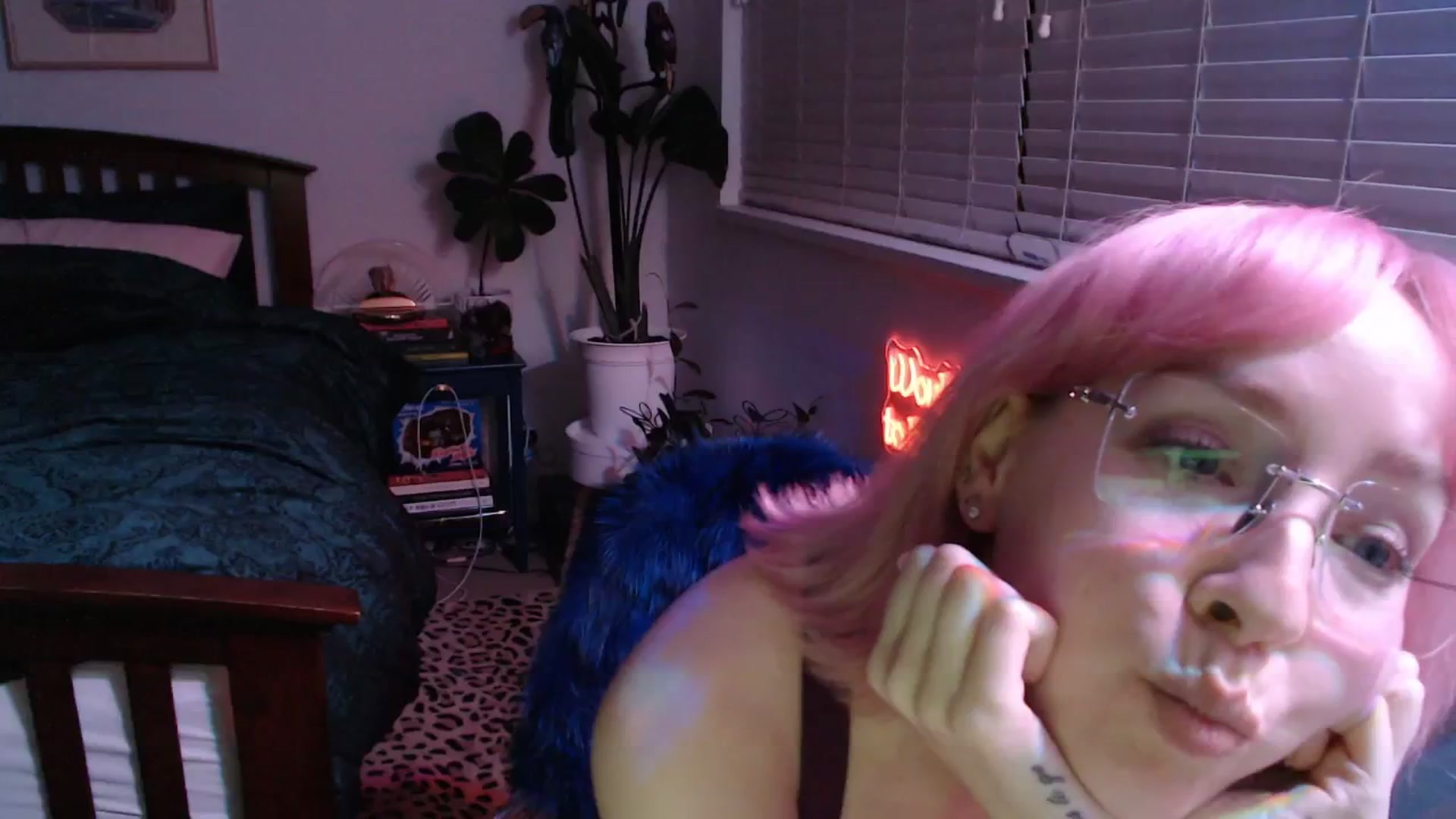 Gallery image thumbnail from TrojiesHoney's myfreecams stream on, 04/07/2026, 05:06 image 11 of 20