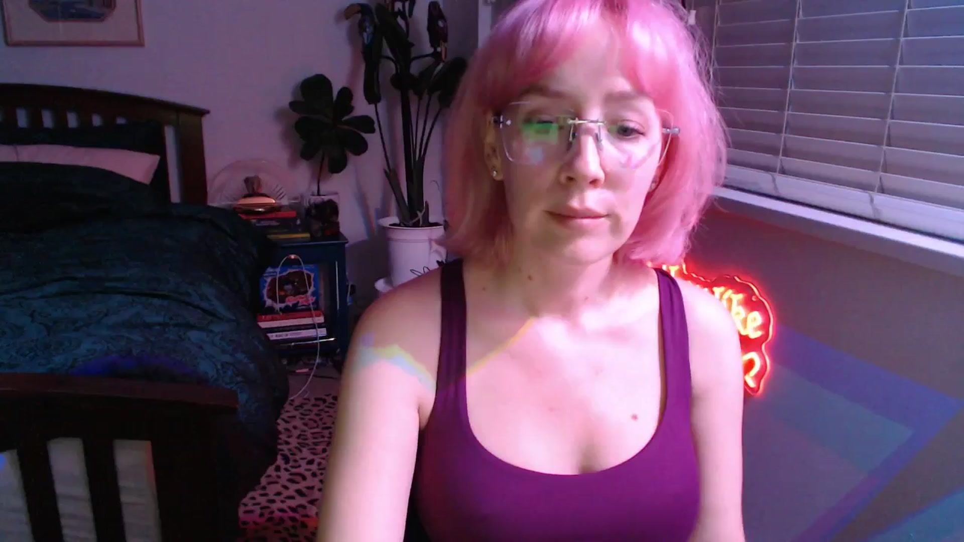 Gallery image thumbnail from TrojiesHoney's myfreecams stream on, 04/07/2026, 05:06 image 1 of 20
