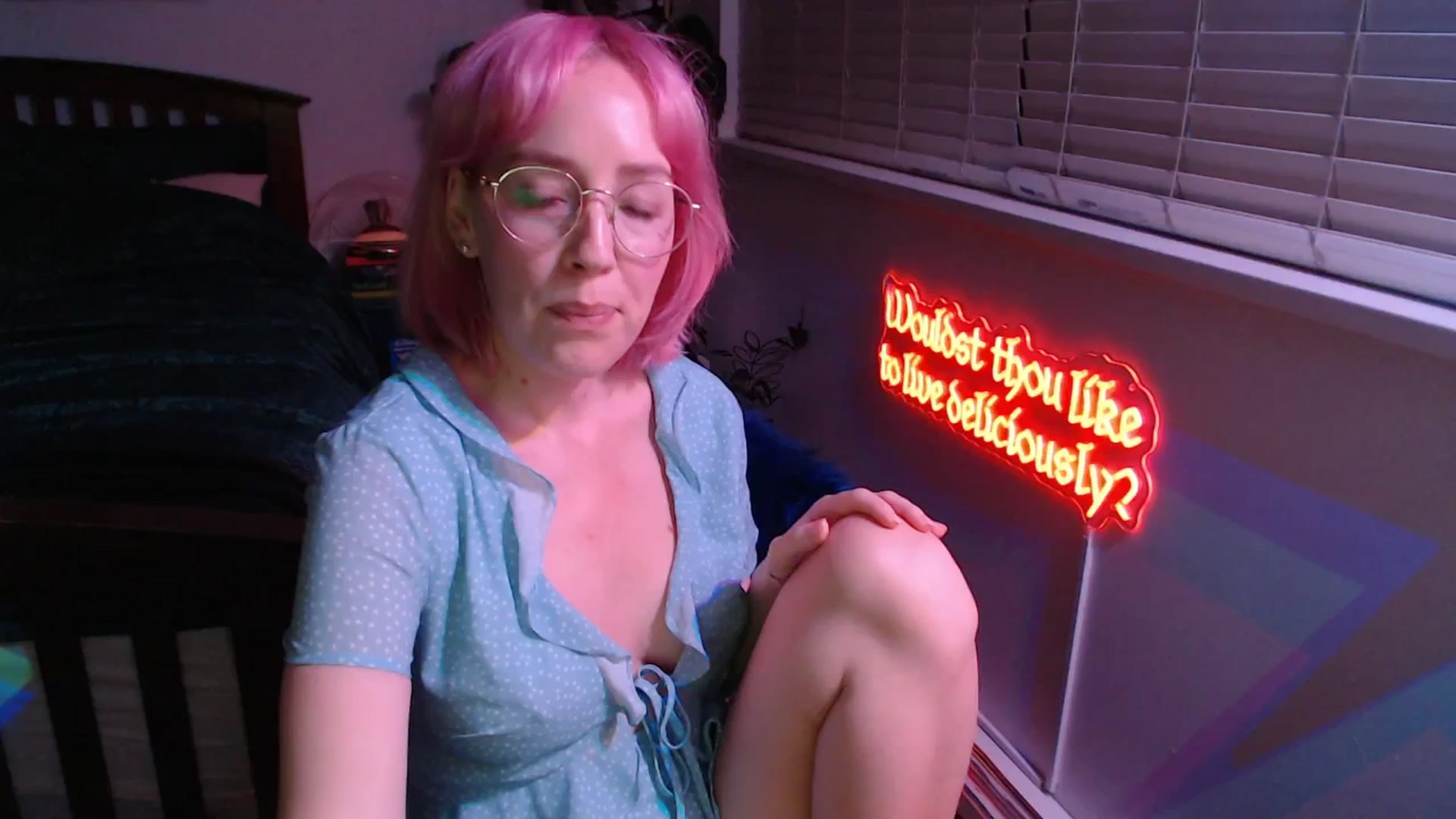 Gallery image thumbnail from TrojiesHoney's myfreecams stream on, 04/08/2026, 03:50 image 19 of 20