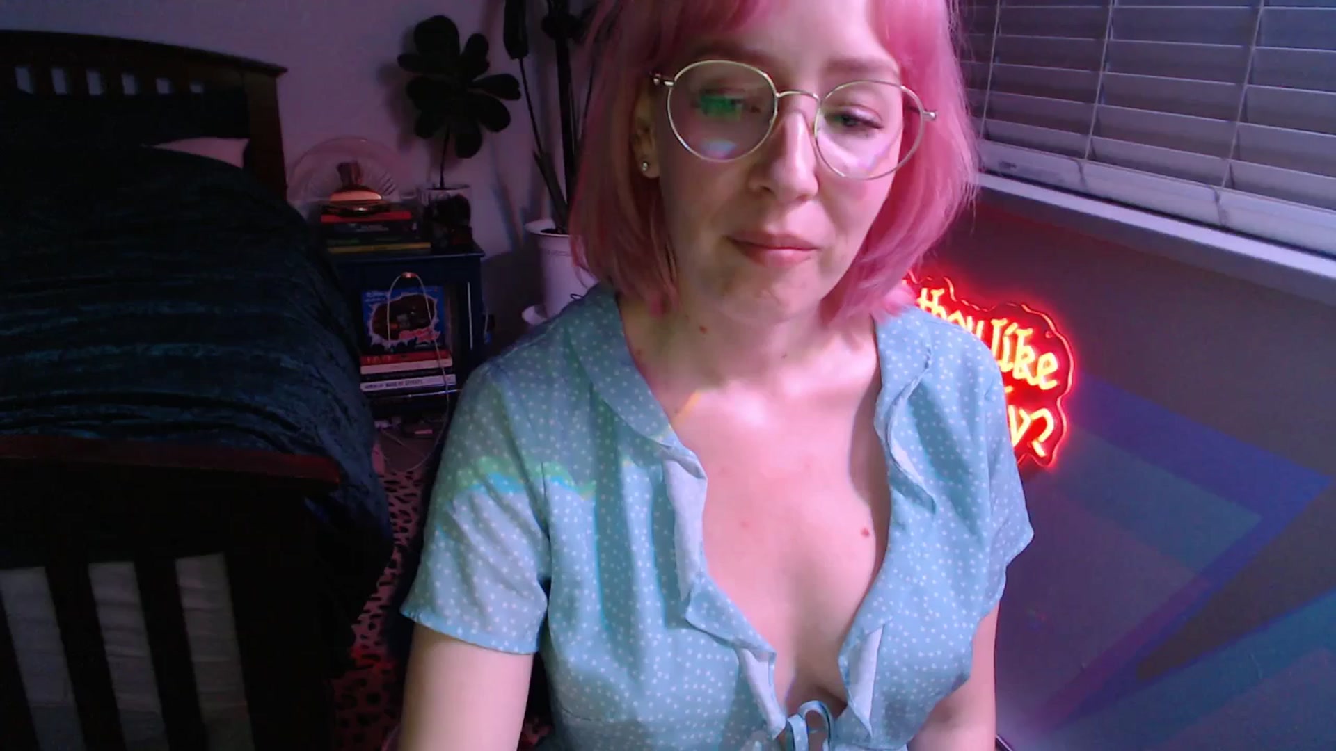 Gallery image thumbnail from TrojiesHoney's myfreecams stream on, 04/08/2026, 04:25 image 12 of 20