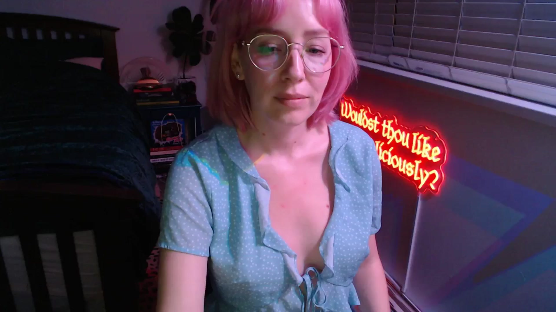Gallery image thumbnail from TrojiesHoney's myfreecams stream on, 04/08/2026, 04:25 image 7 of 20