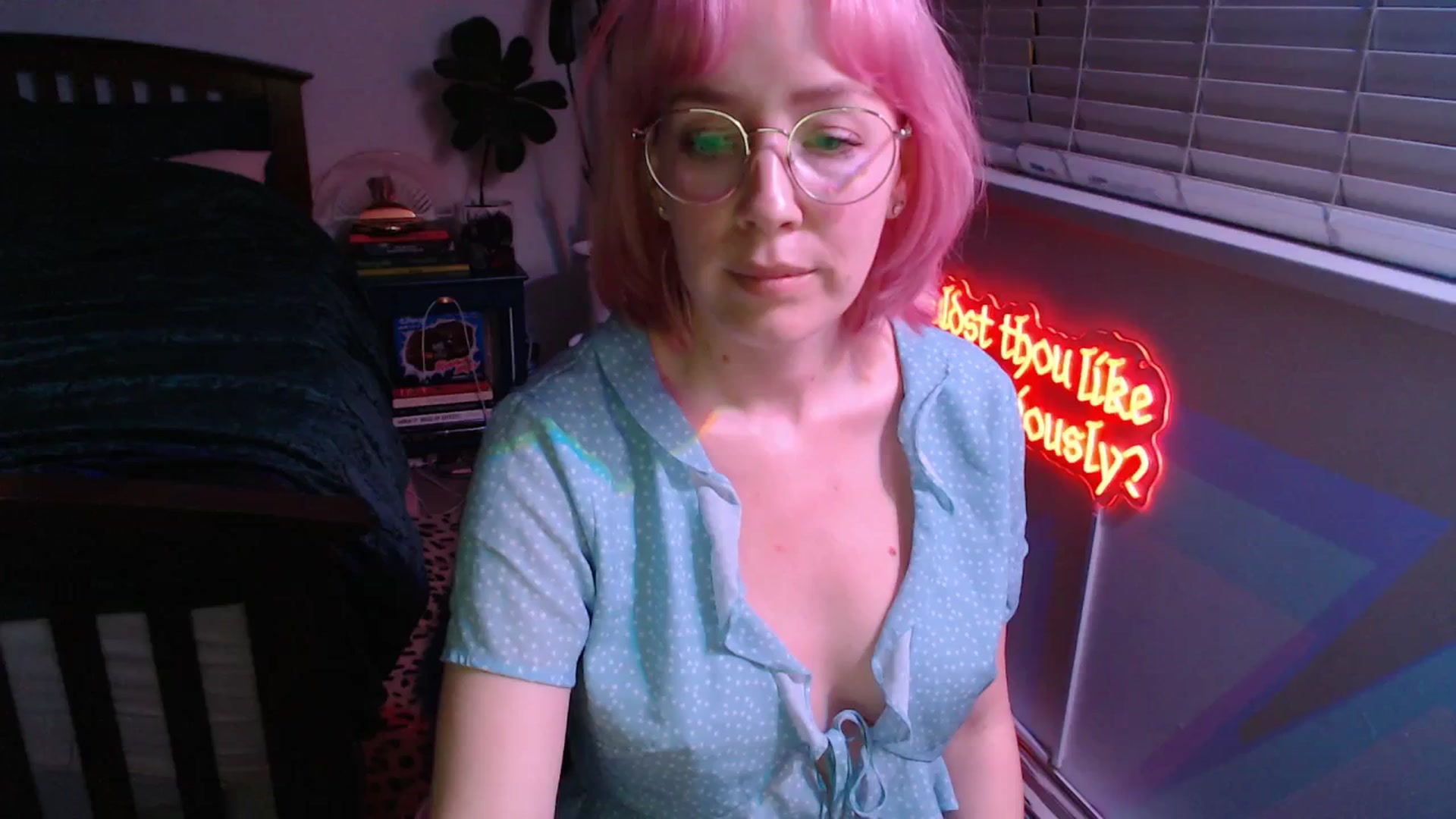 Gallery image thumbnail from TrojiesHoney's myfreecams stream on, 04/08/2026, 04:25 image 8 of 20