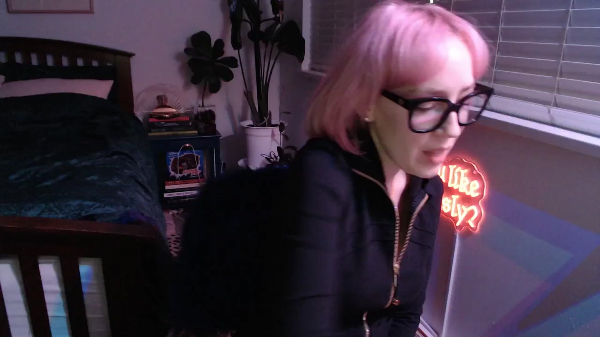 Gallery image thumbnail from TrojiesHoney's myfreecams stream on, 04/09/2026, 04:21 image 11 of 20