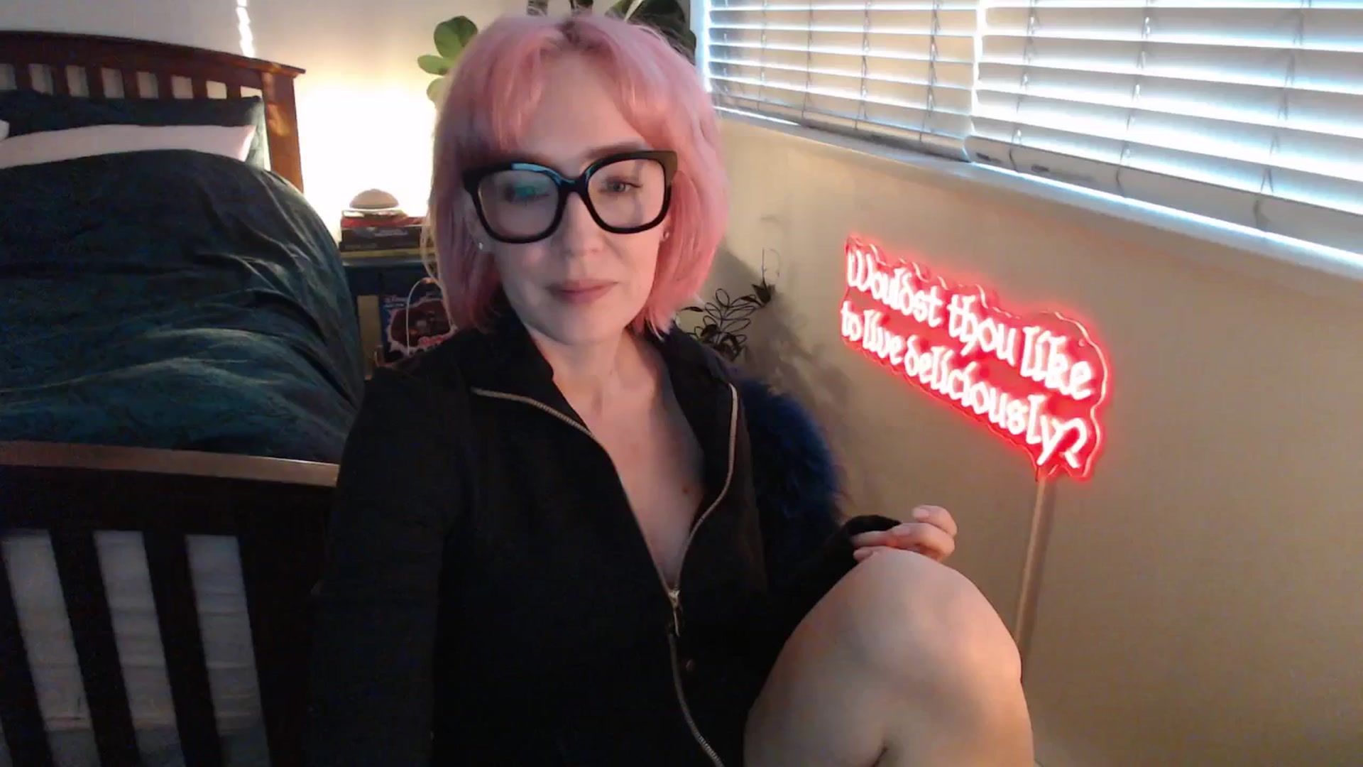 Gallery image thumbnail from TrojiesHoney's myfreecams stream on, 04/09/2026, 04:21 image 3 of 20
