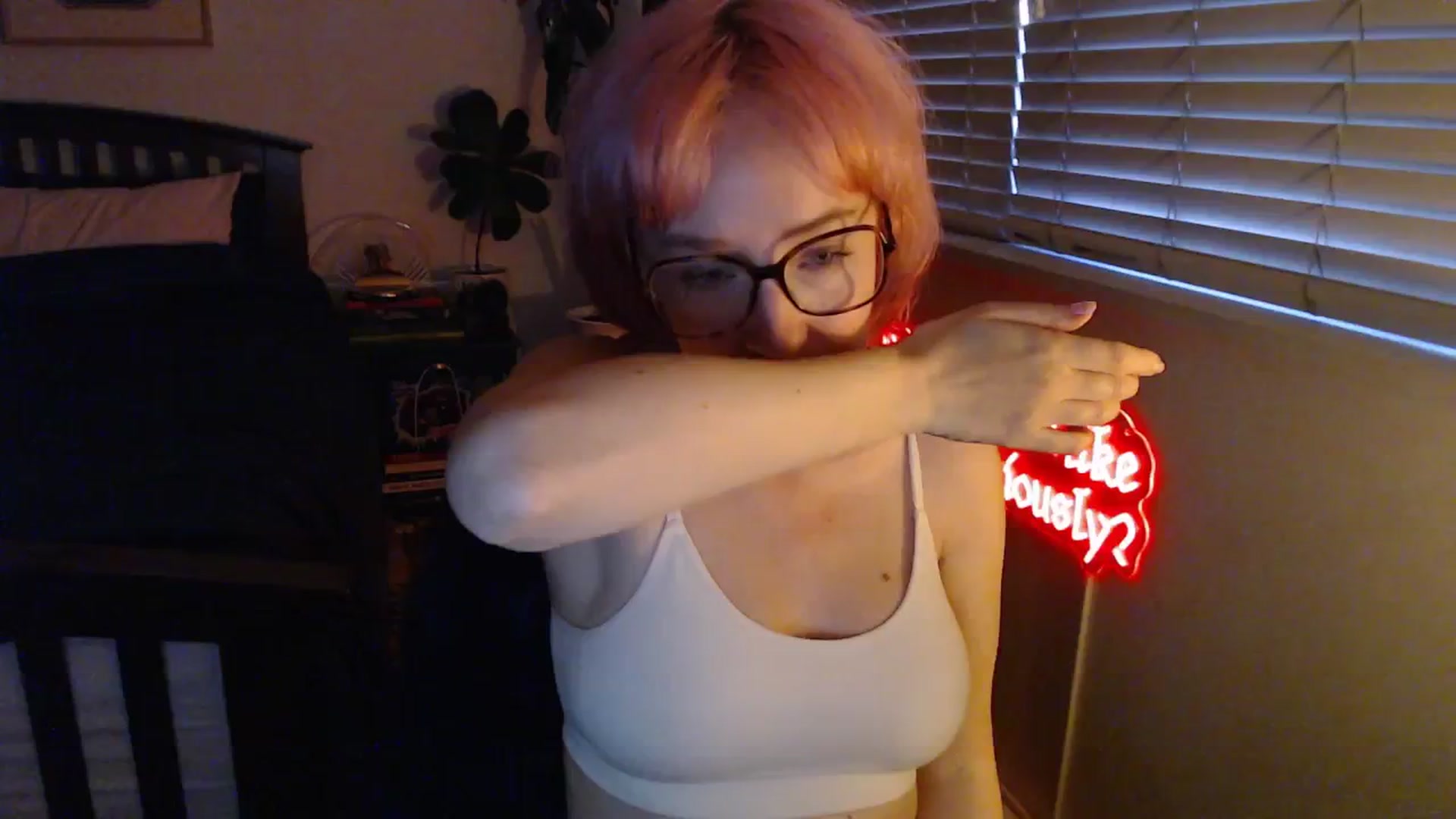 Gallery image thumbnail from TrojiesHoney's myfreecams stream on, 04/10/2026, 04:10 image 9 of 20