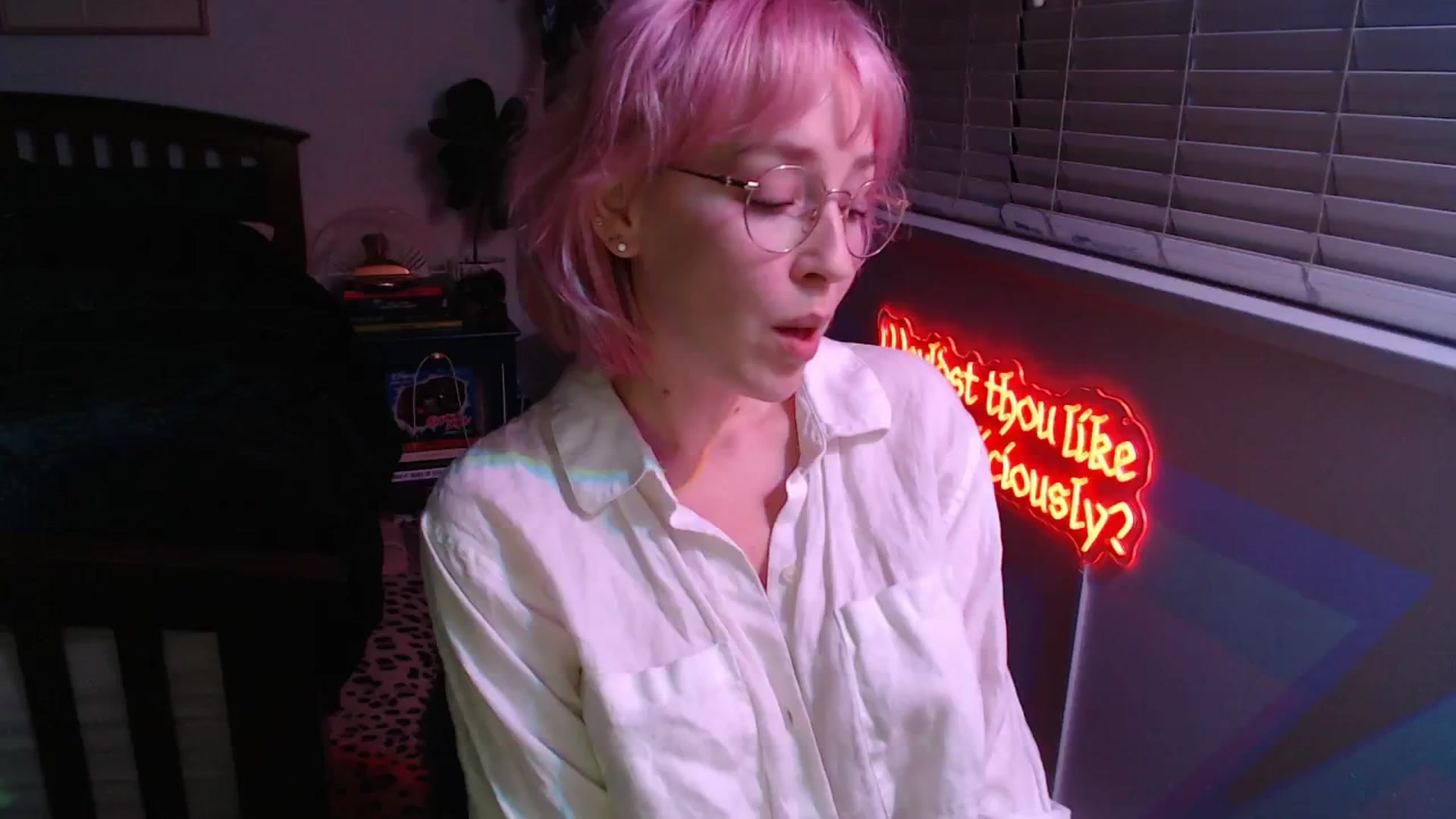 Gallery image thumbnail from TrojiesHoney's myfreecams stream on, 04/11/2026, 04:33 image 11 of 20
