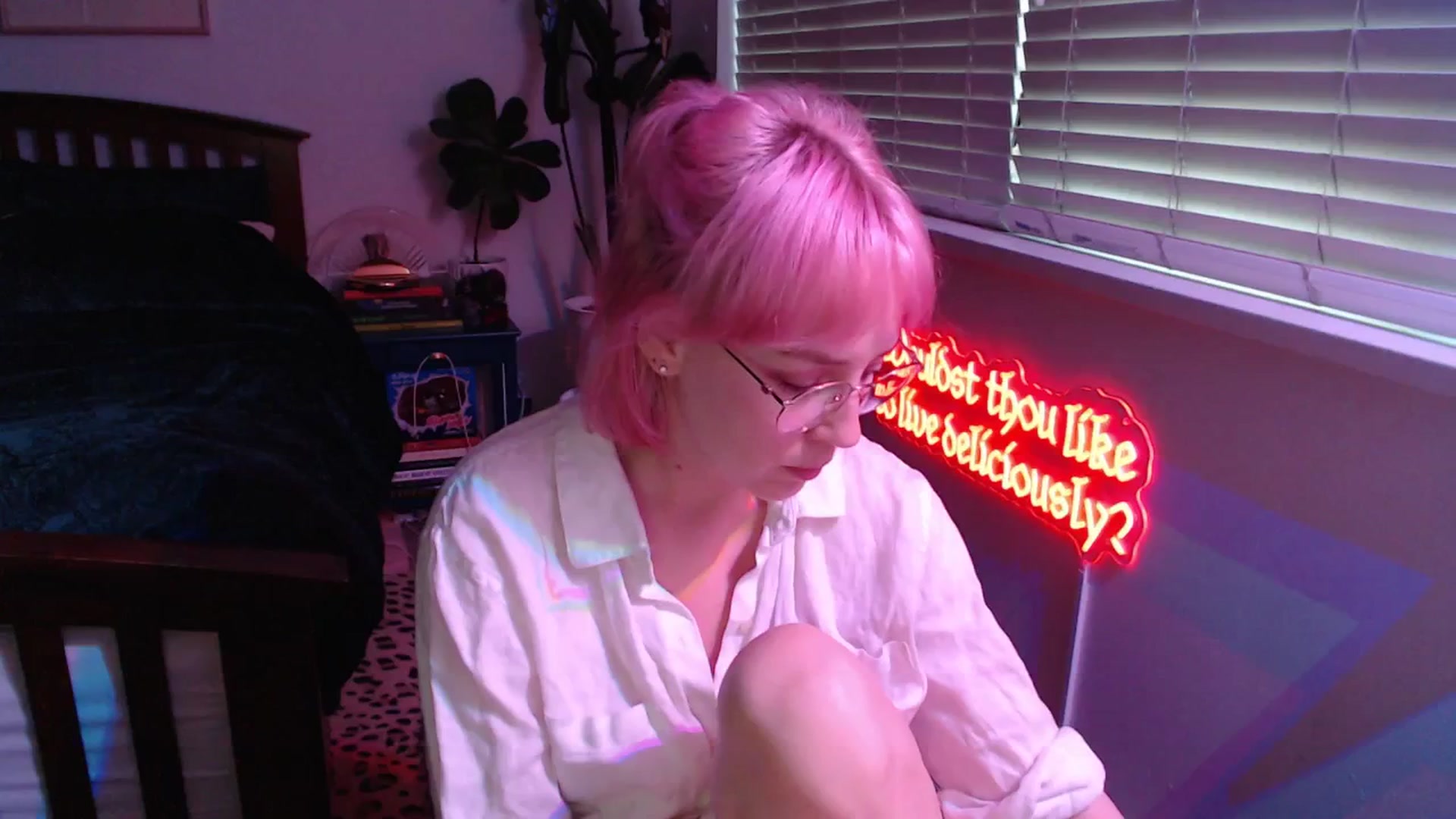 Gallery image thumbnail from TrojiesHoney's myfreecams stream on, 04/11/2026, 04:33 image 3 of 20