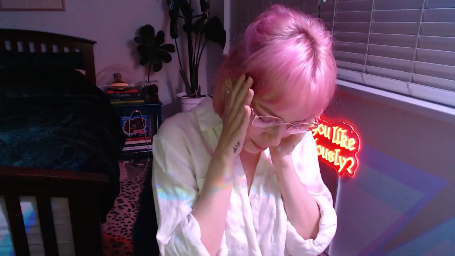 Gallery image thumbnail from TrojiesHoney's myfreecams stream on, 04/11/2026, 04:33 image 9 of 20