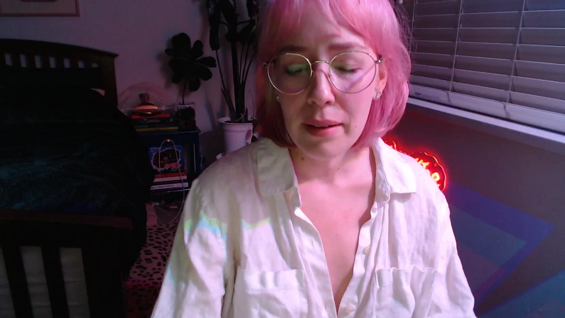 Gallery image thumbnail from TrojiesHoney's myfreecams stream on, 04/11/2026, 04:33 image 20 of 20