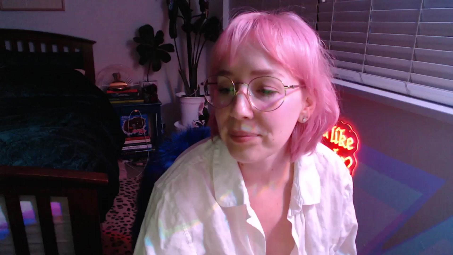 Gallery image thumbnail from TrojiesHoney's myfreecams stream on, 04/11/2026, 04:33 image 14 of 20