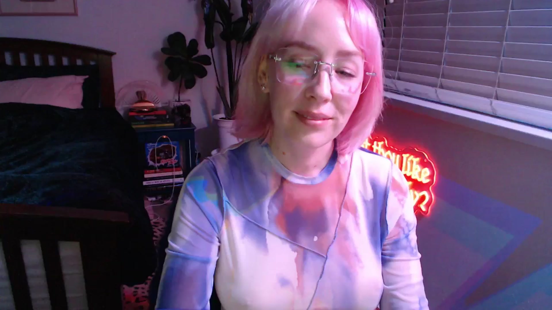 Gallery image thumbnail from TrojiesHoney's myfreecams stream on, 04/14/2026, 04:19 image 14 of 20