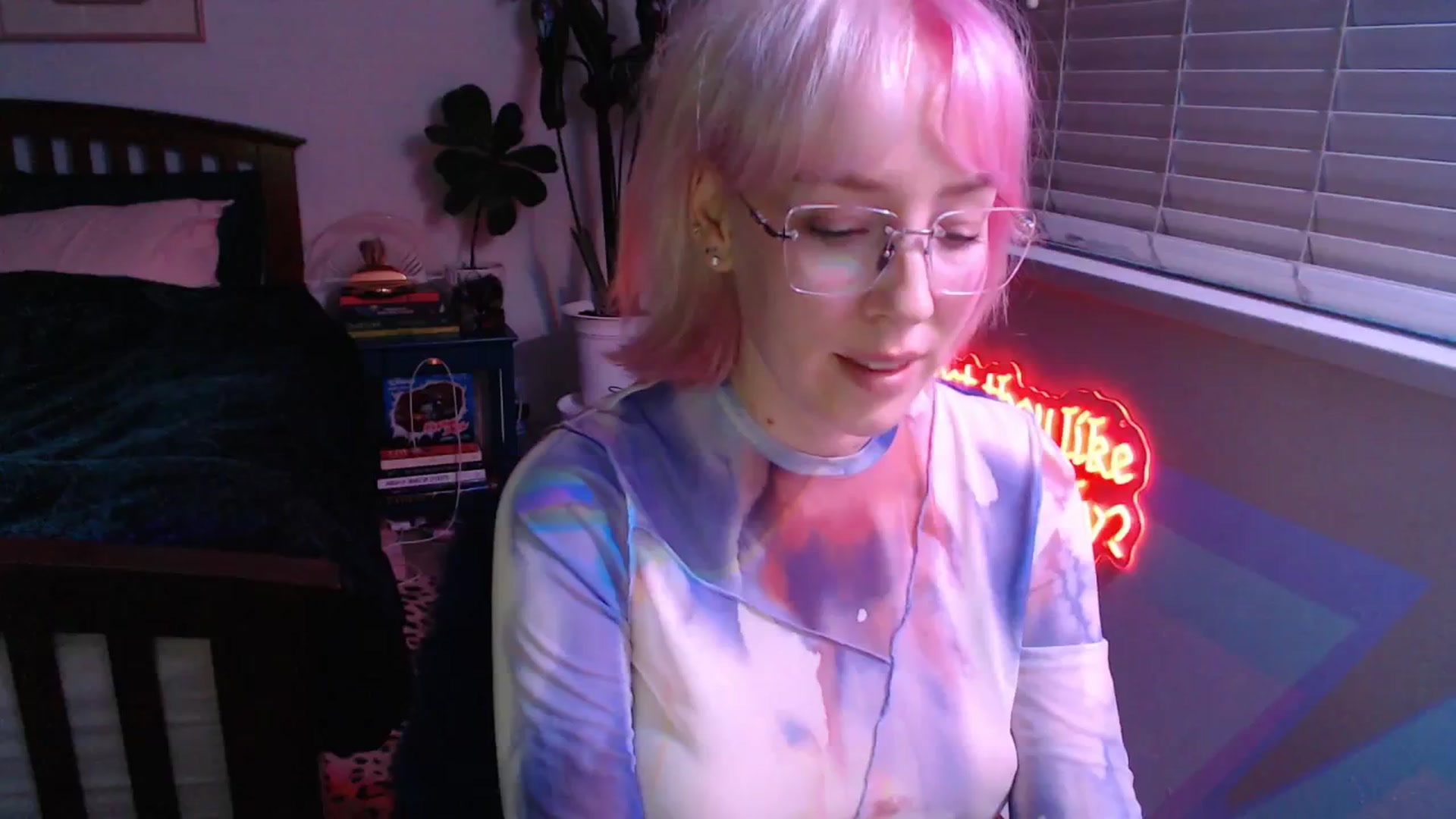 Gallery image thumbnail from TrojiesHoney's myfreecams stream on, 04/14/2026, 04:19 image 12 of 20