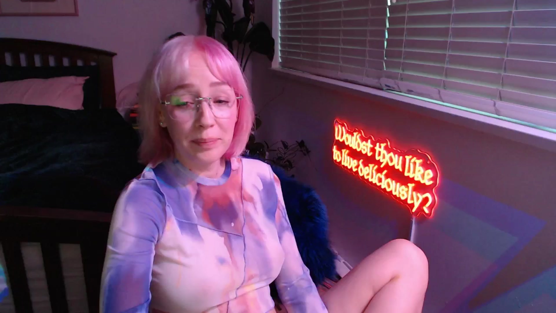 Gallery image thumbnail from TrojiesHoney's myfreecams stream on, 04/14/2026, 04:19 image 1 of 20