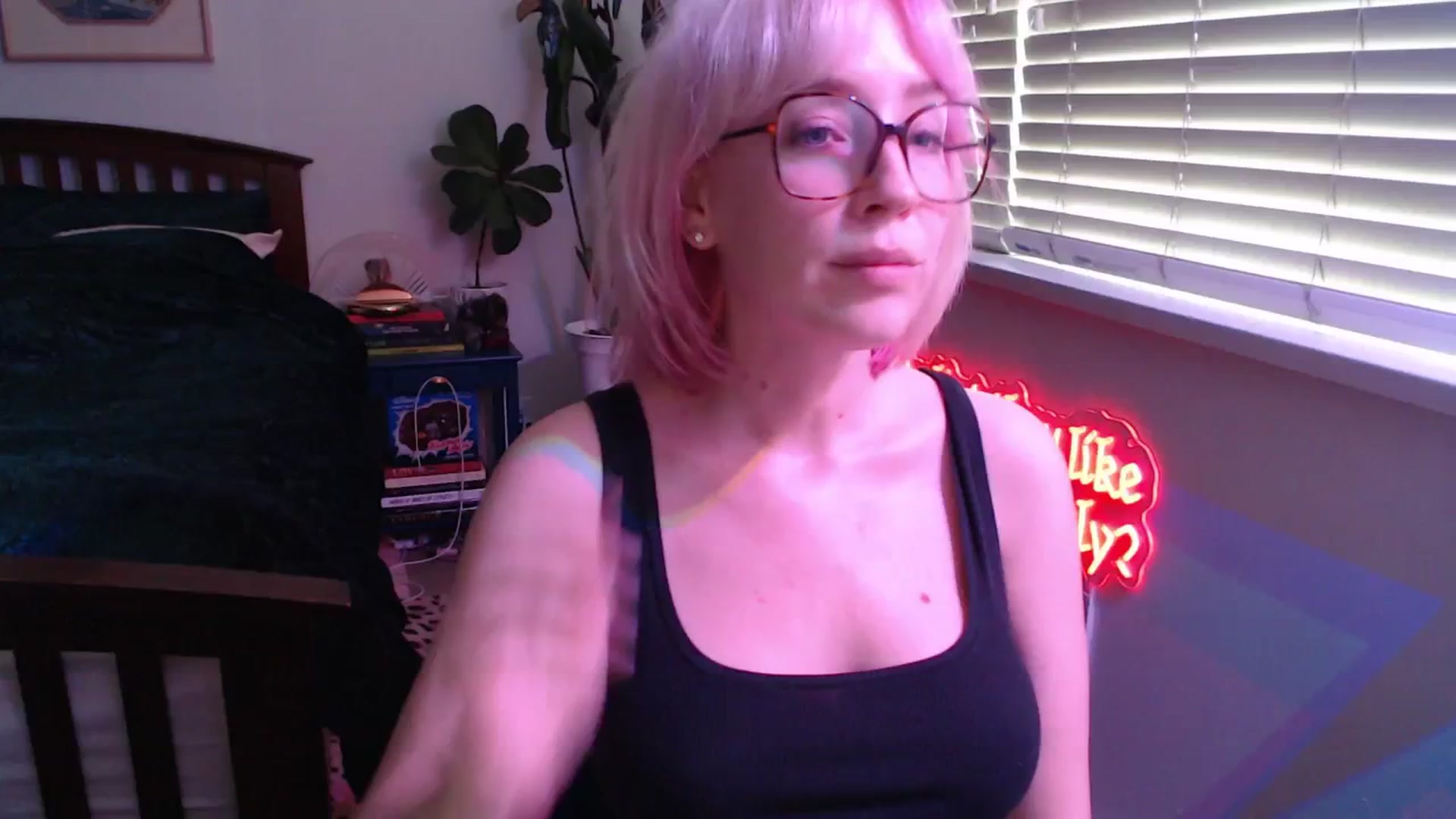 Gallery image thumbnail from TrojiesHoney's myfreecams stream on, 04/15/2026, 04:17 image 5 of 20